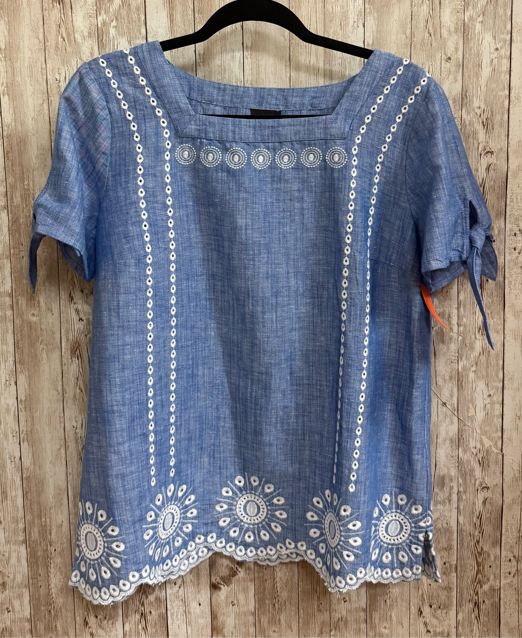Size M TALBOTS Blue Top