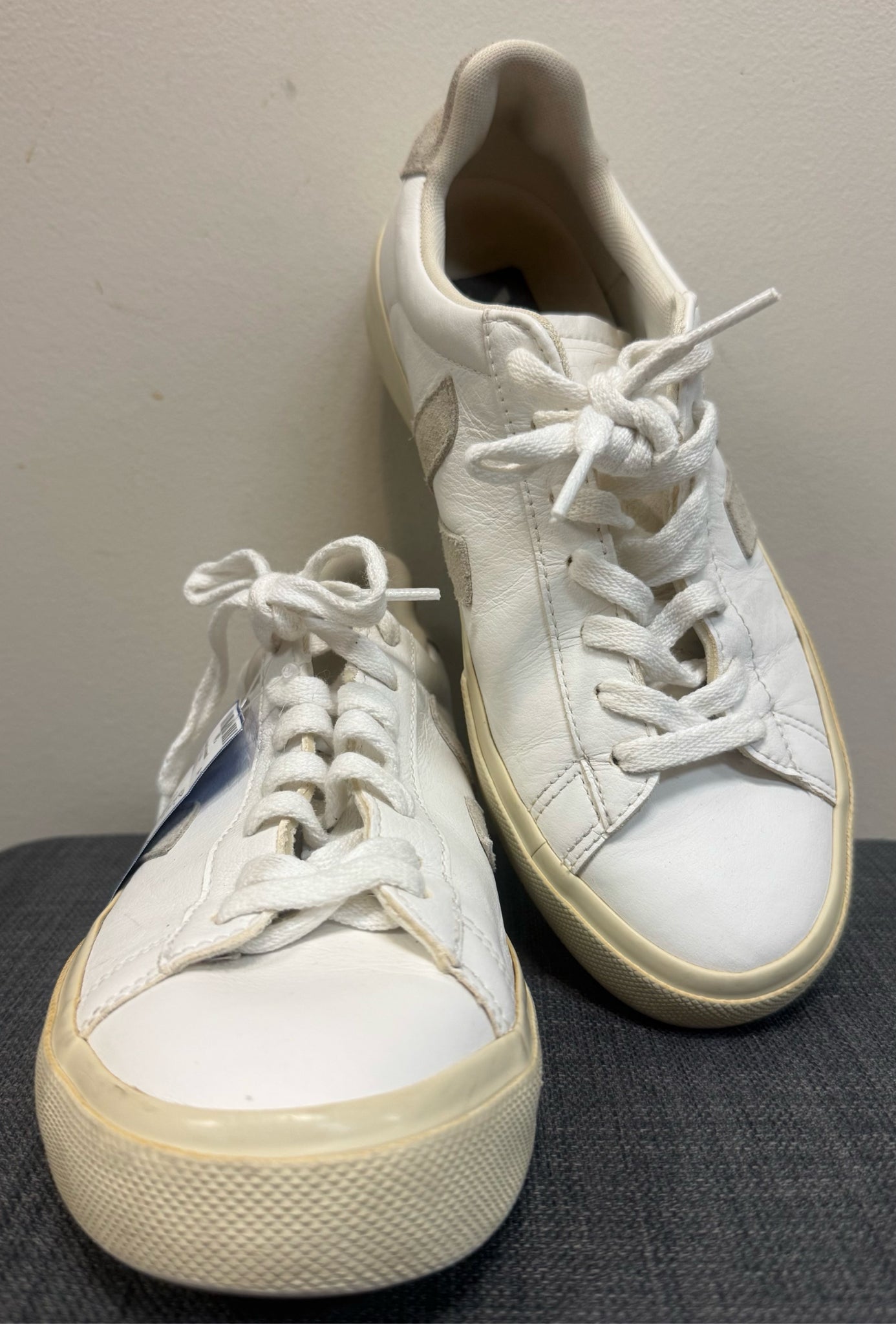 8 VEJA White SHOES
