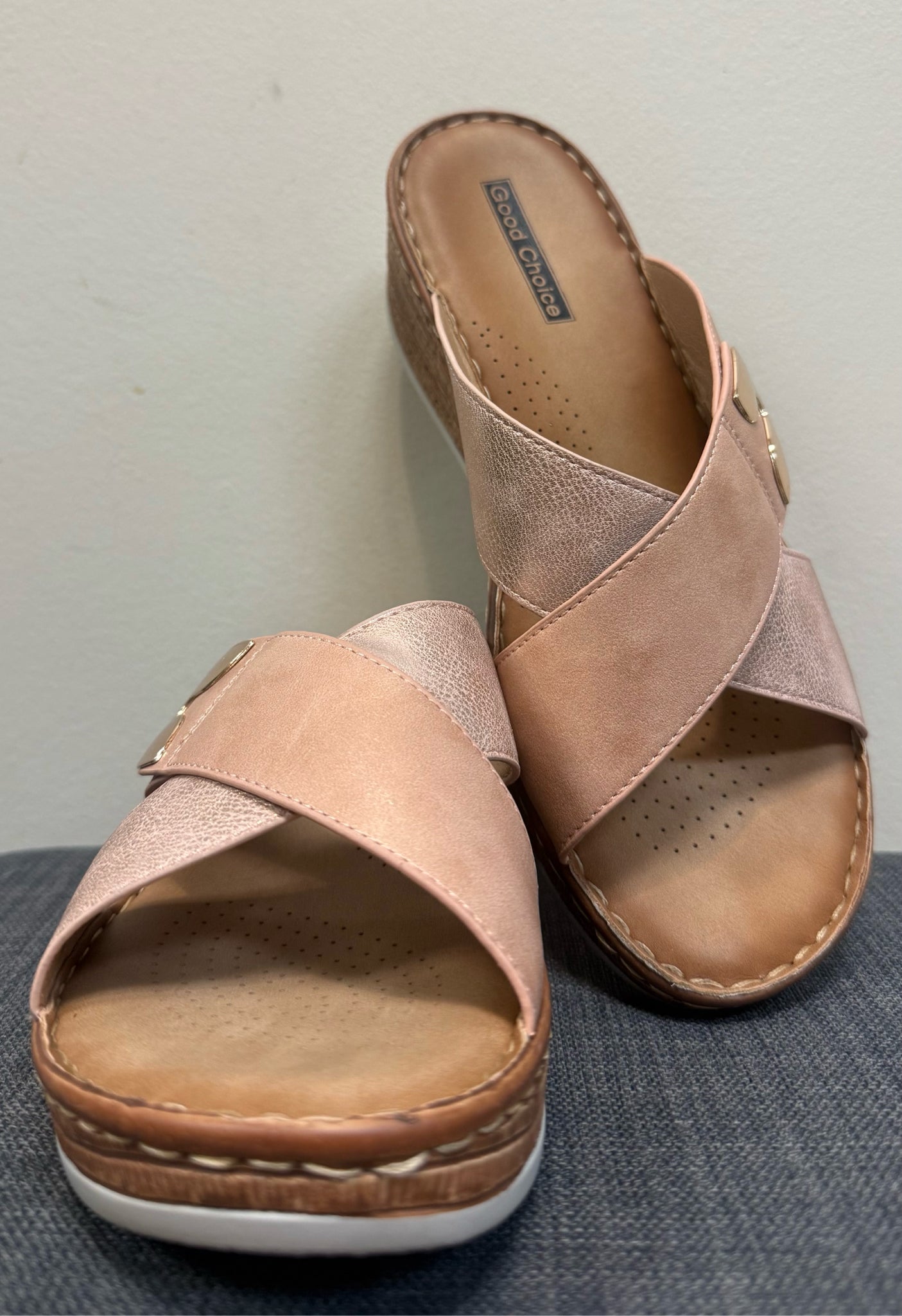 8.5 GOOD CHOICE ROSE Sandals