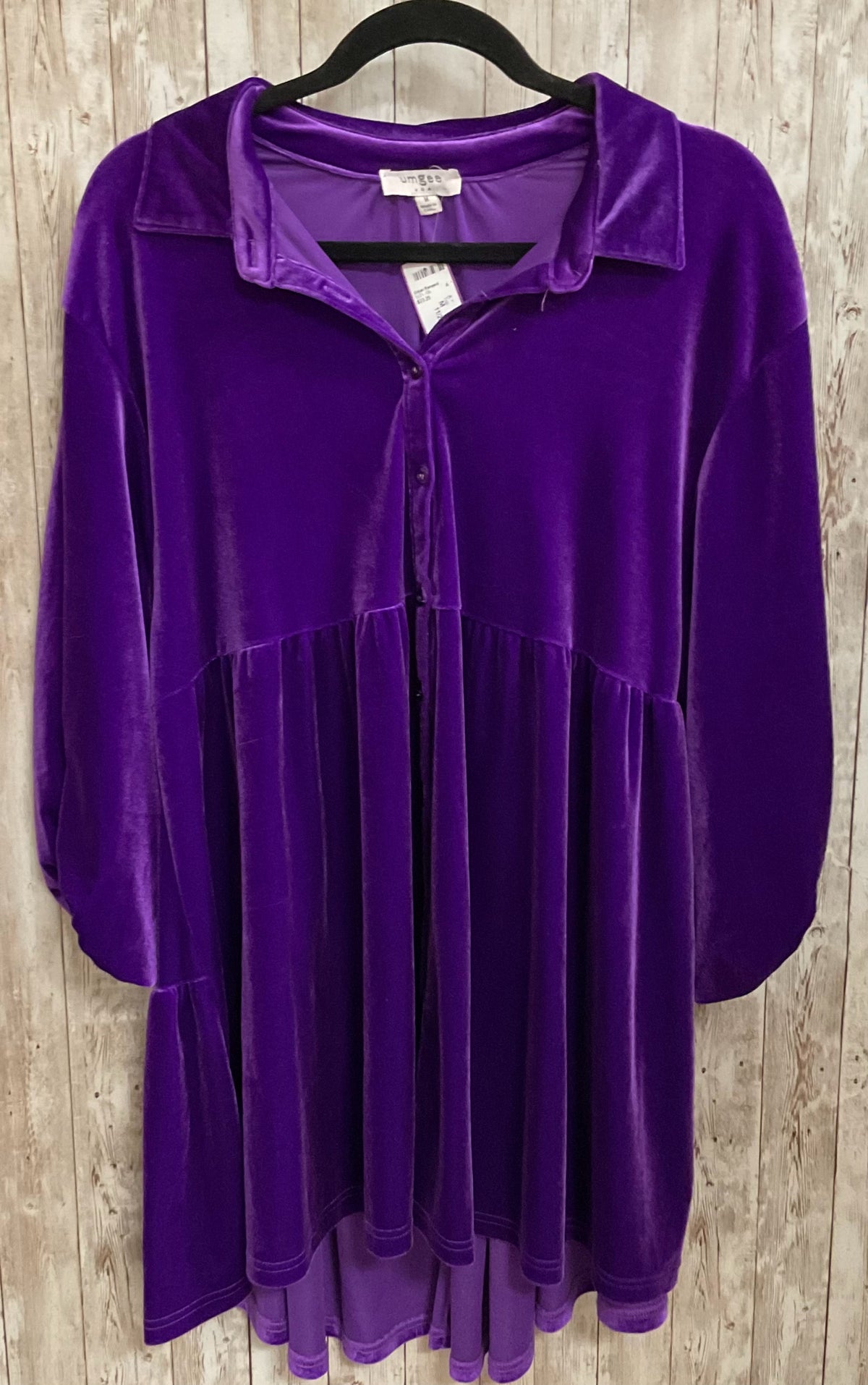 Size M UMGEE Purple Top