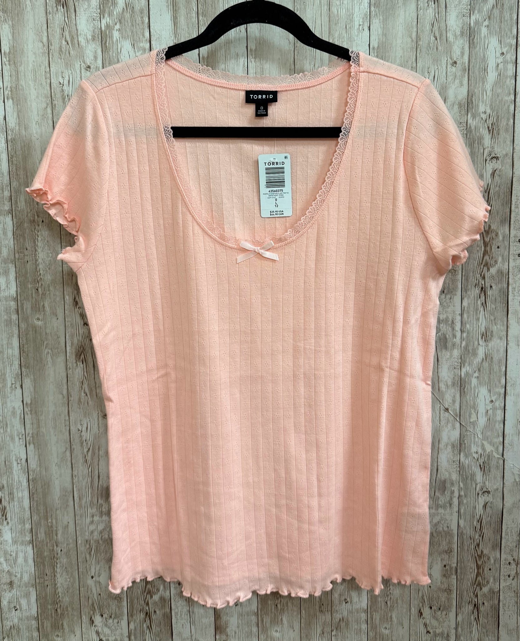 Size L TORRID Peach Top