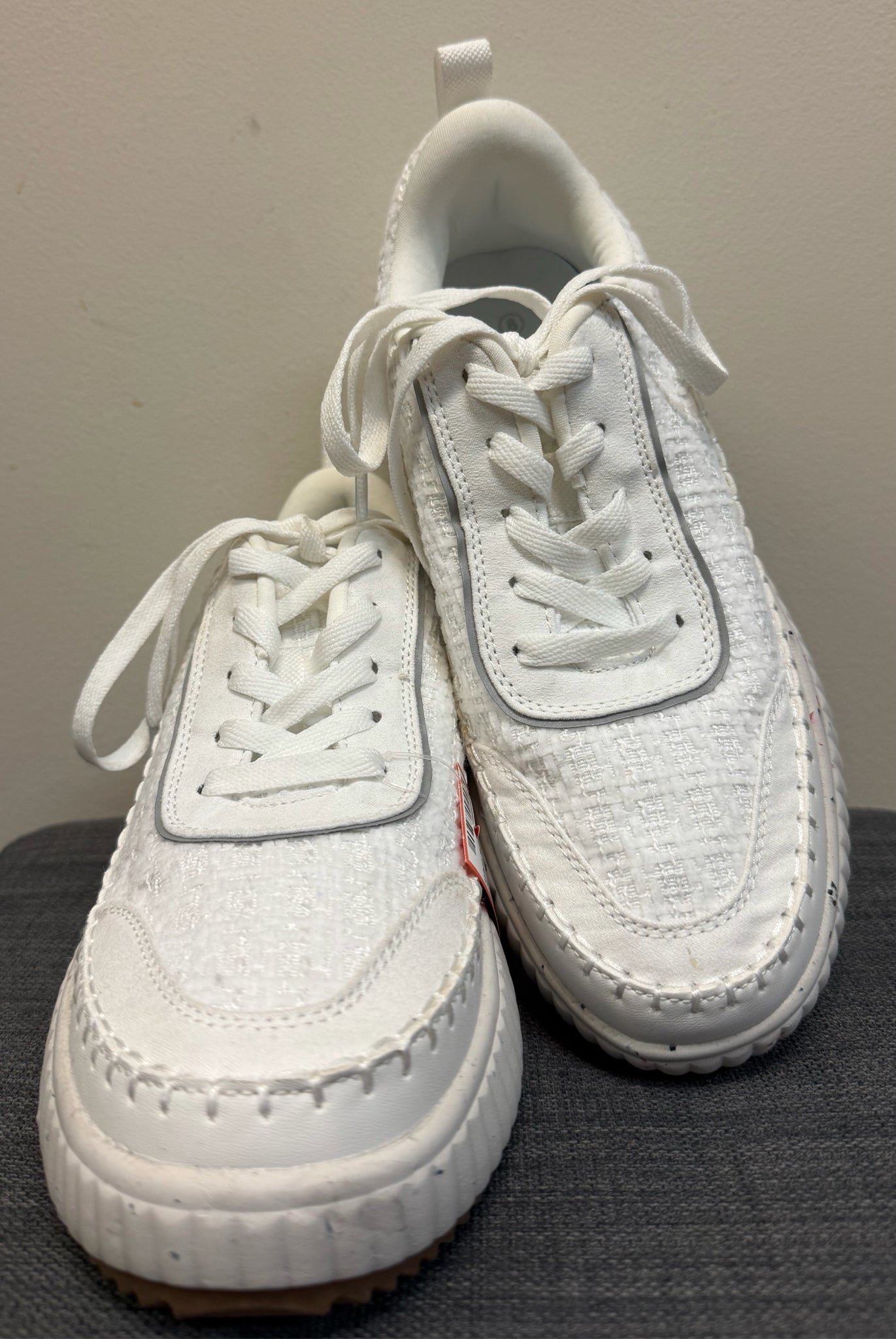 8 DREAM PAIRS White SHOES