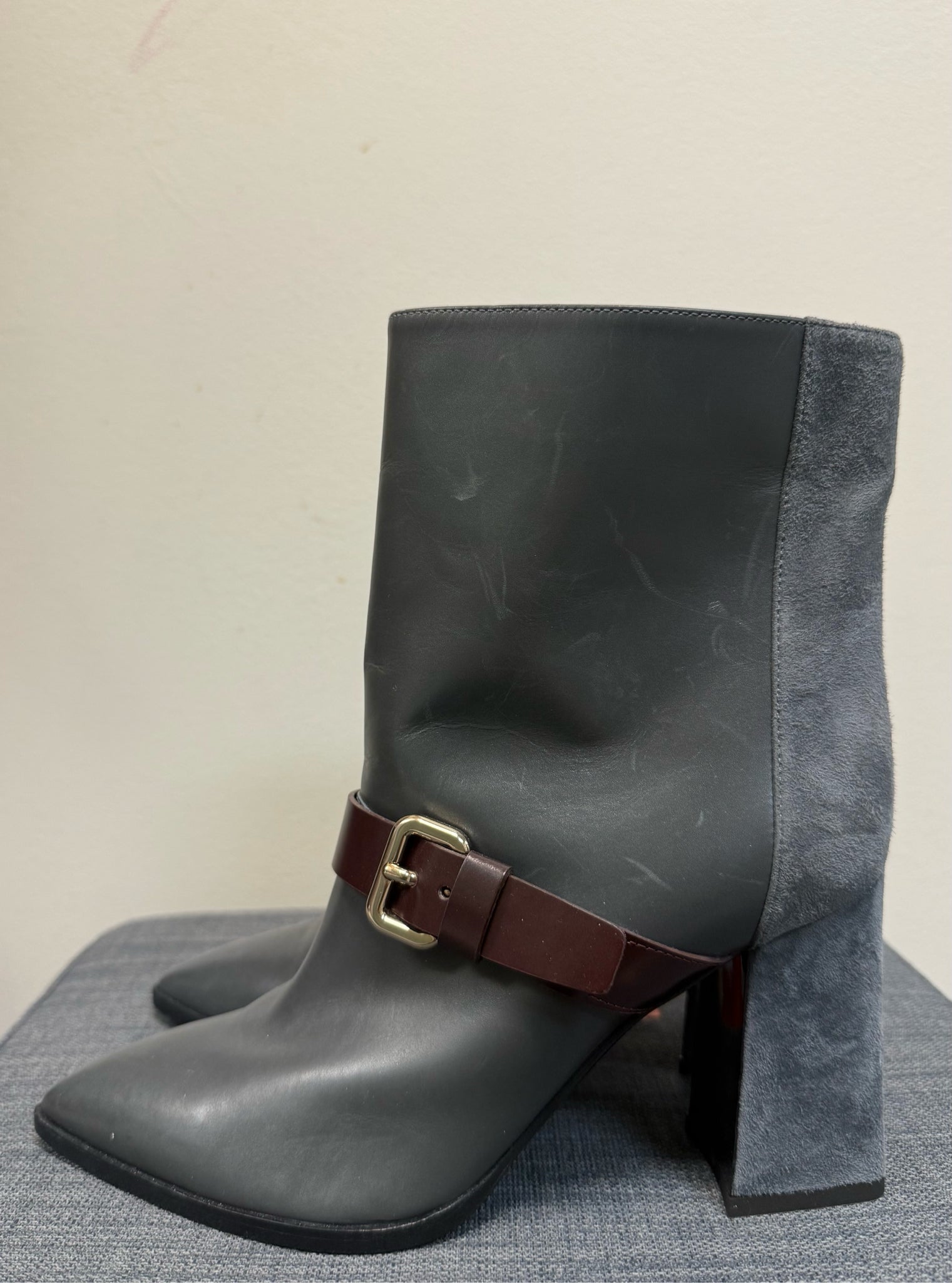 6.5 POLLINI GREY AND BROWN Boots