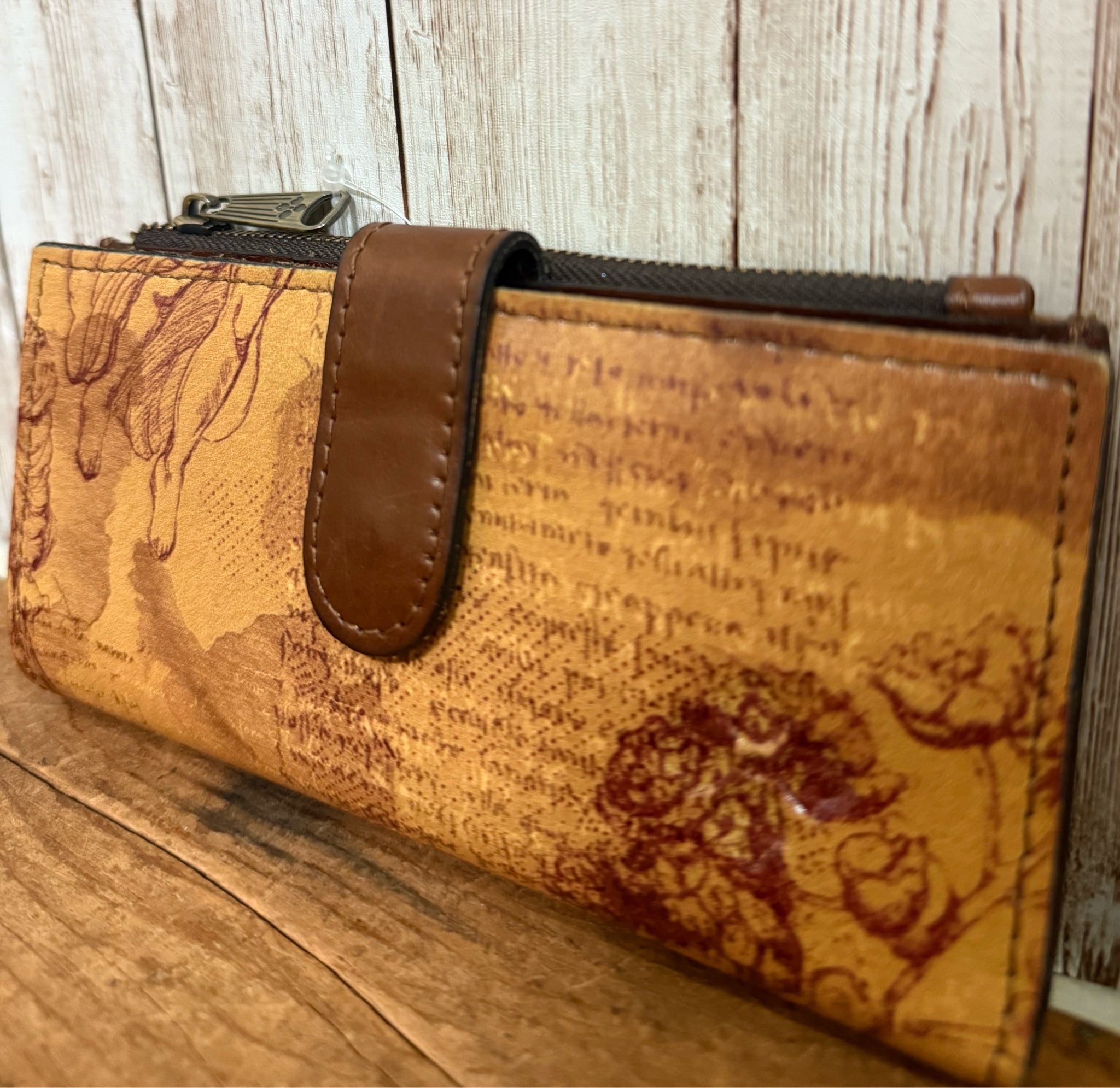 PATRICIA NASH Wallet
