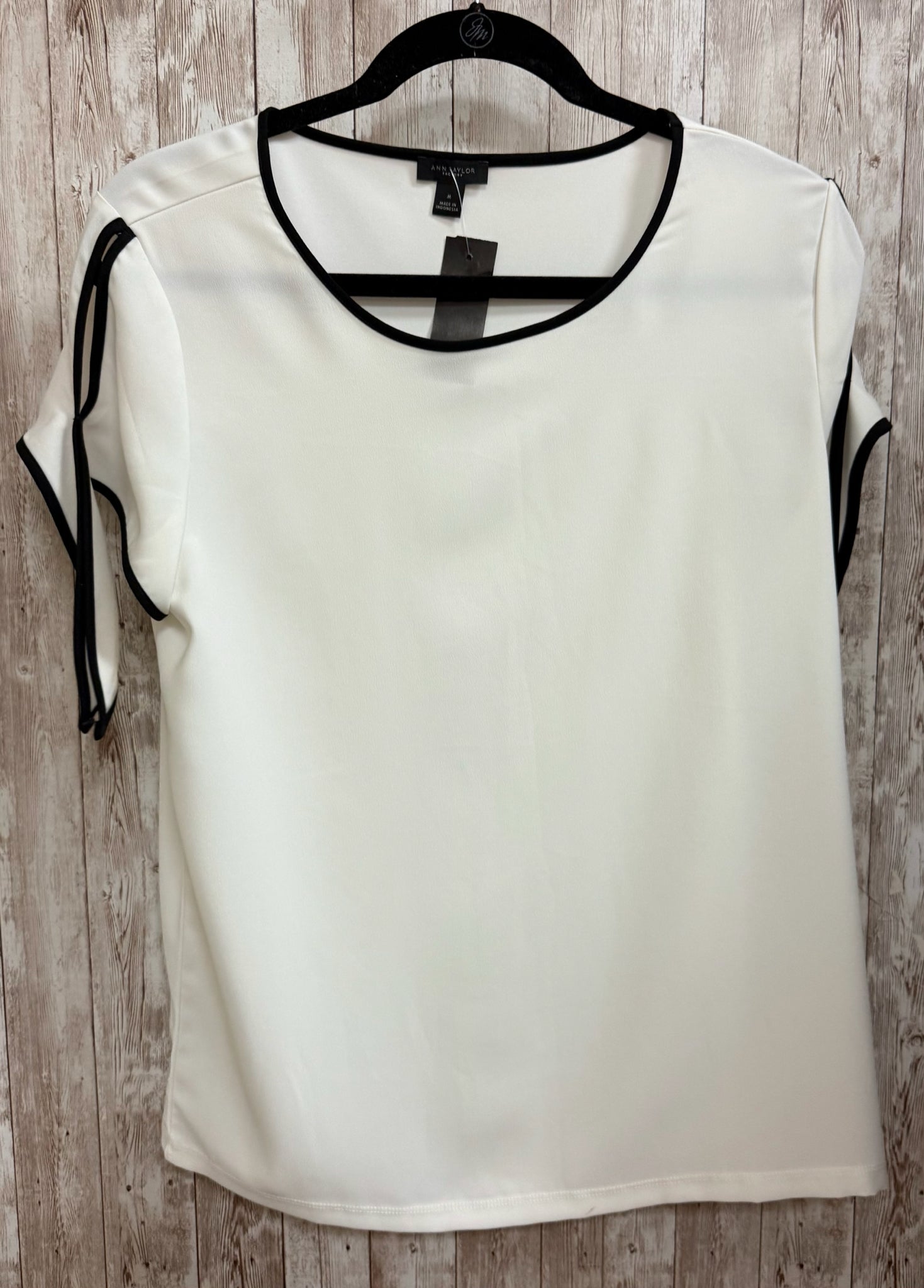 Size M ANN TAYLOR BEIGE AND BLACK Top