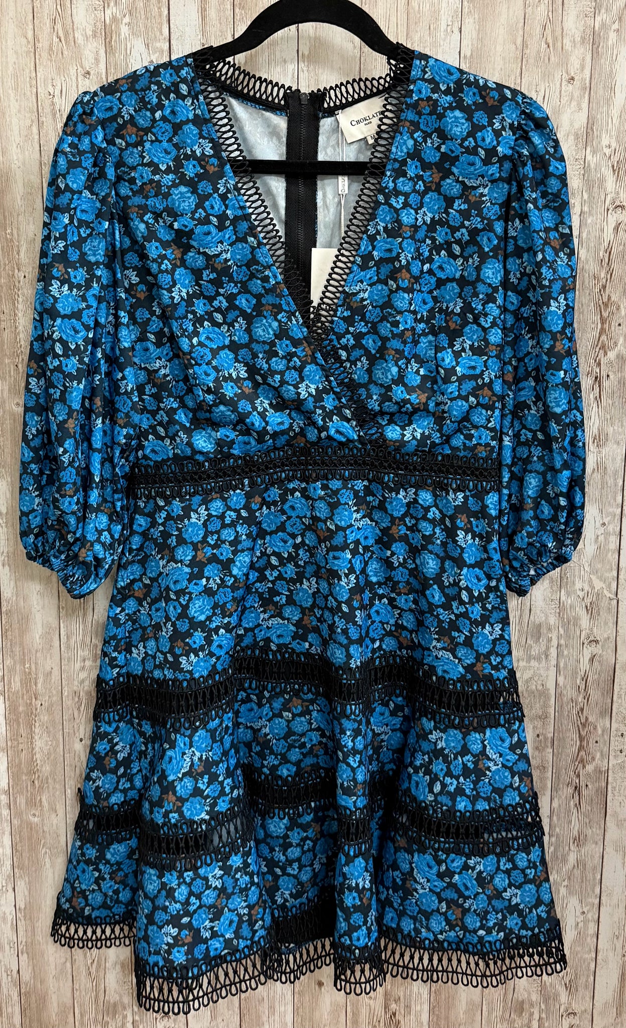 Size M CHOKLATS BLUE FLORAL Dress