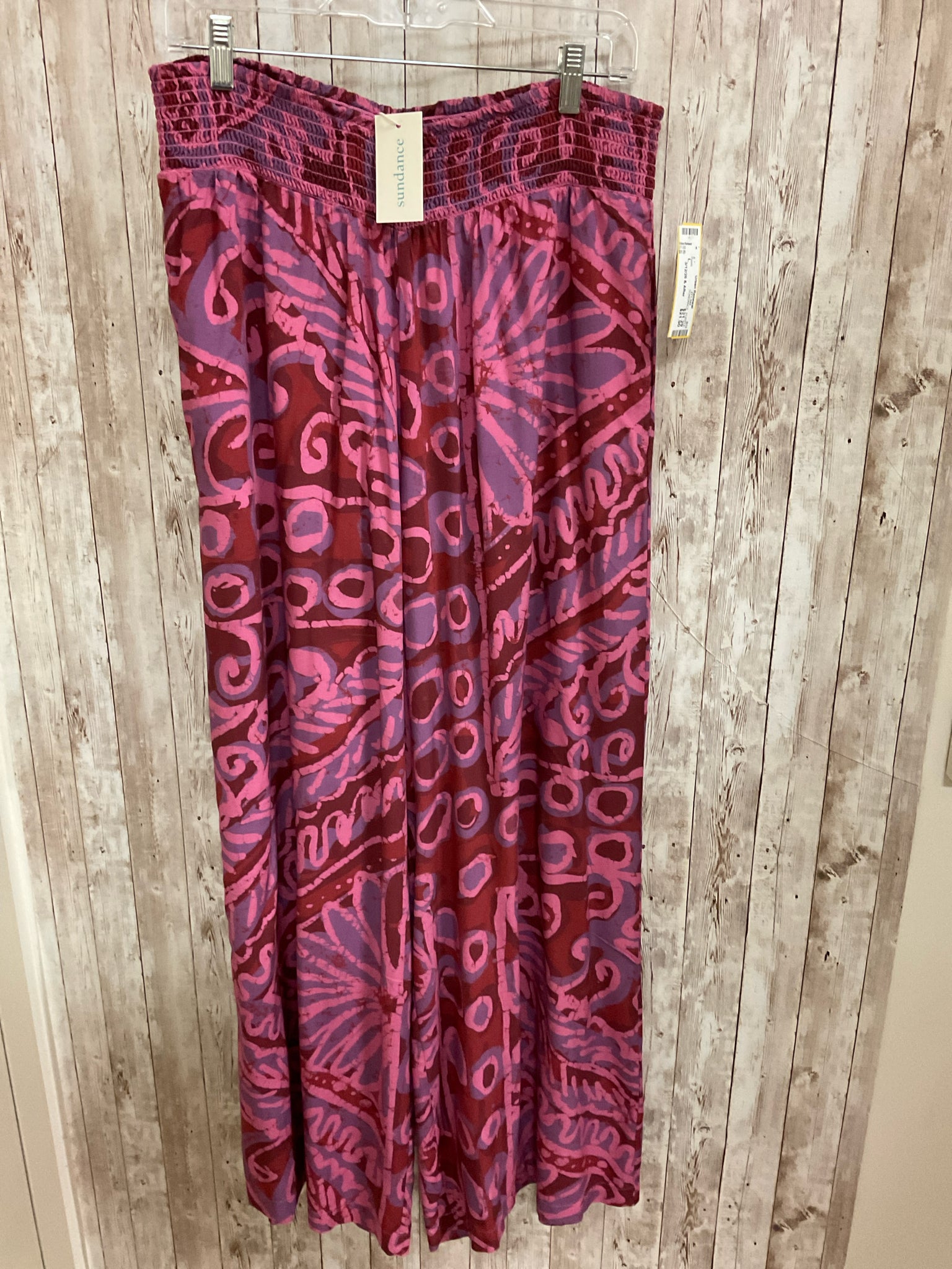 Size L SUNDANCE PURPLE AND PINK FLORAL Pants