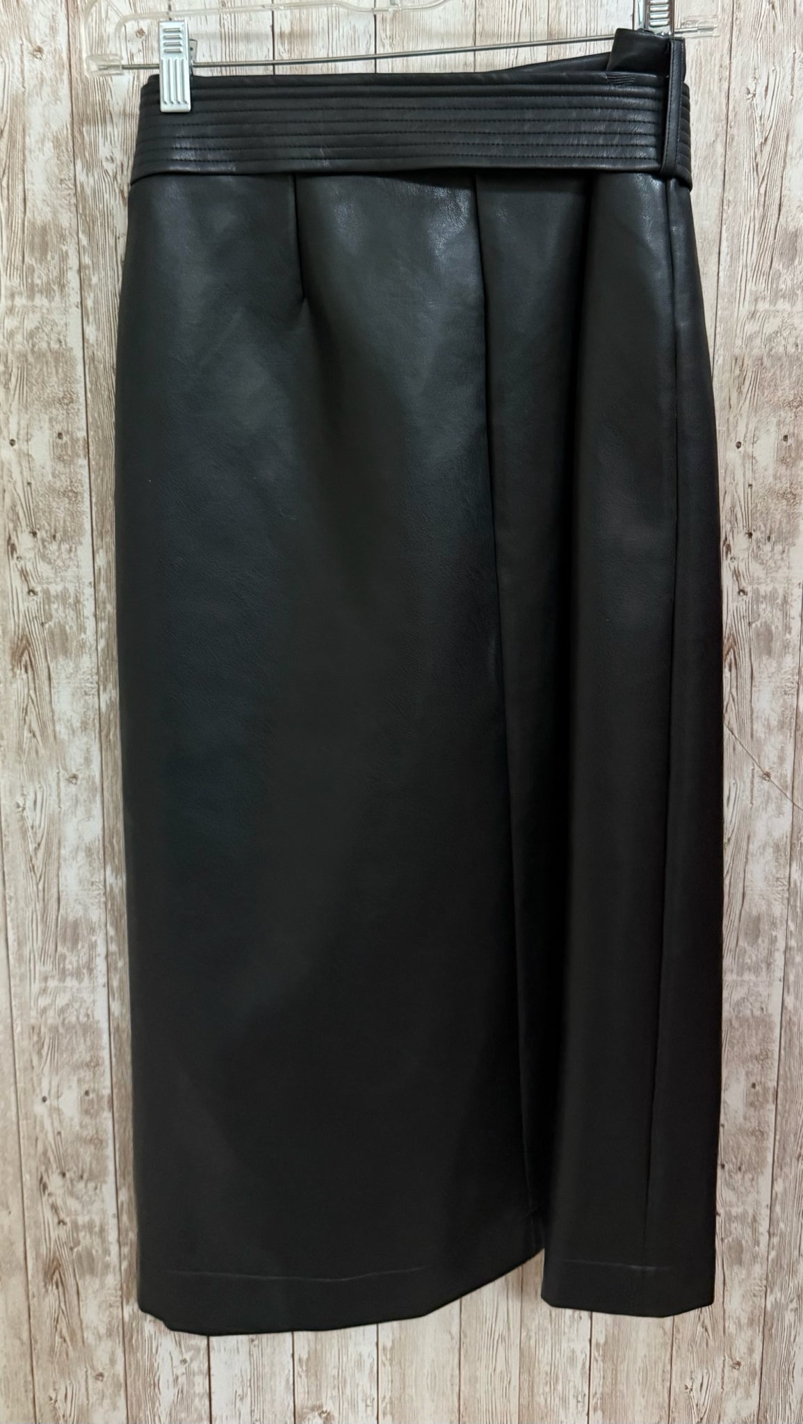 DERHY Size L Black Skirt