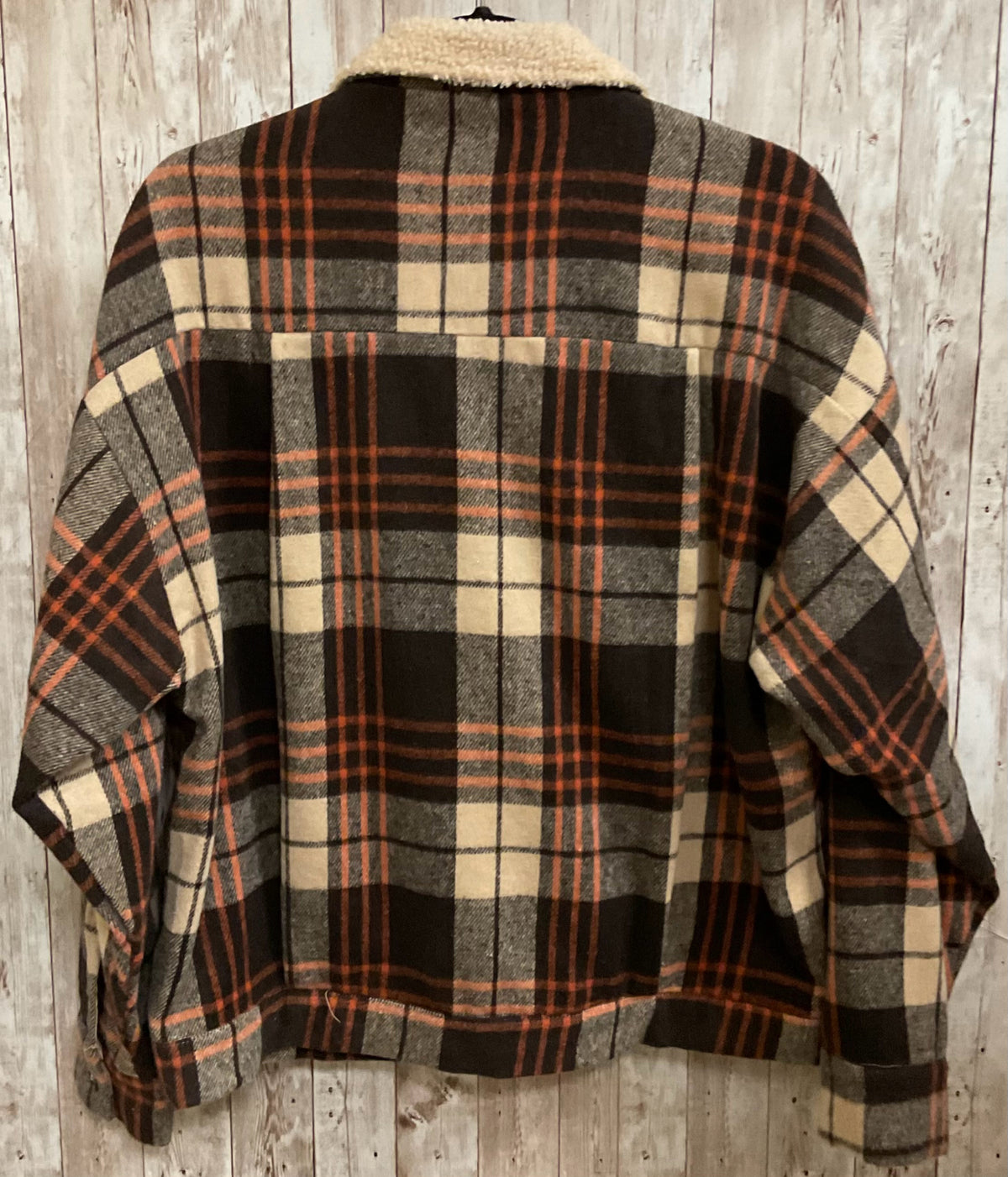 Size M HYFVE BROWN PLAID SHACKET