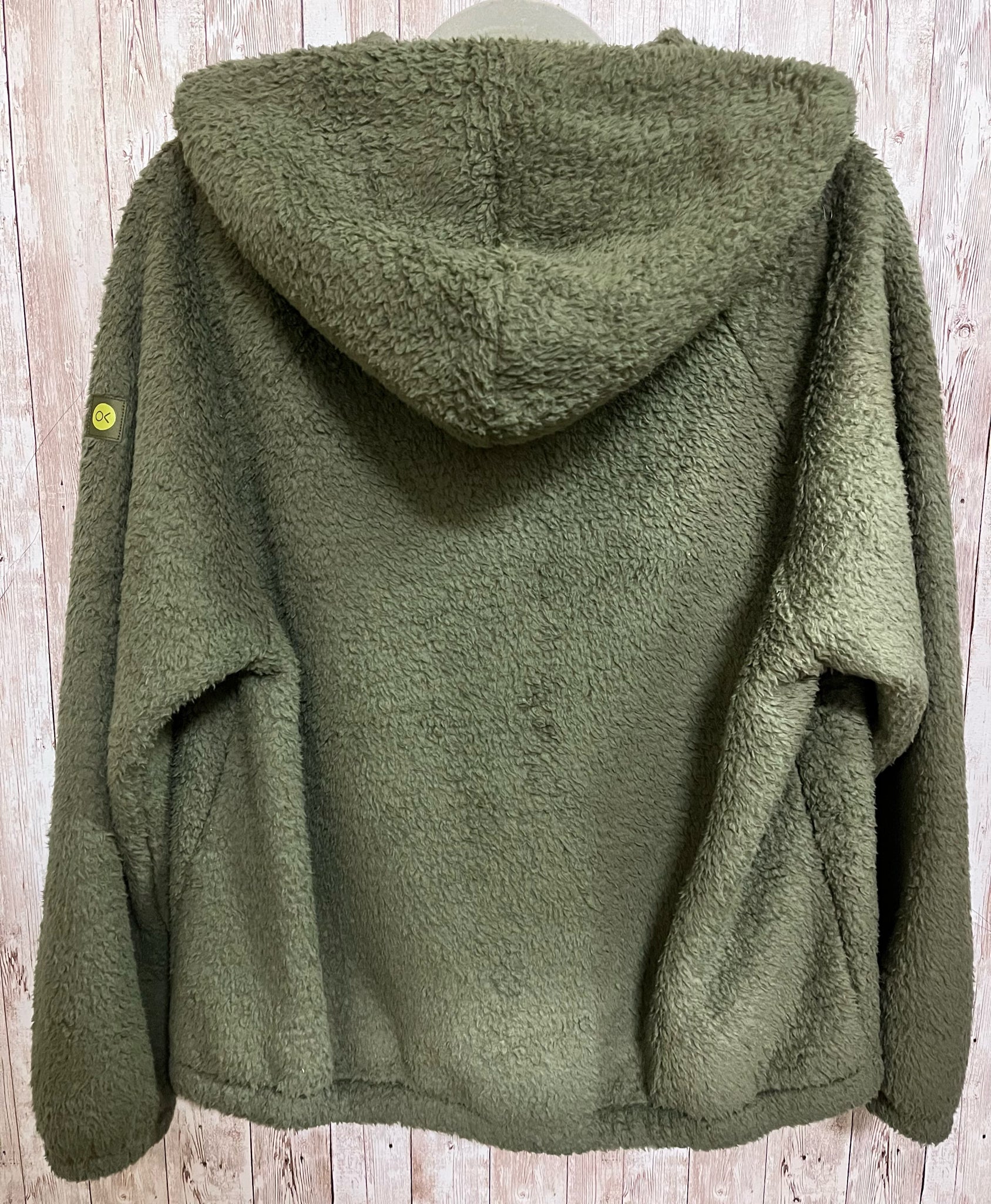 OUTERKNOWN Size S Olive Top