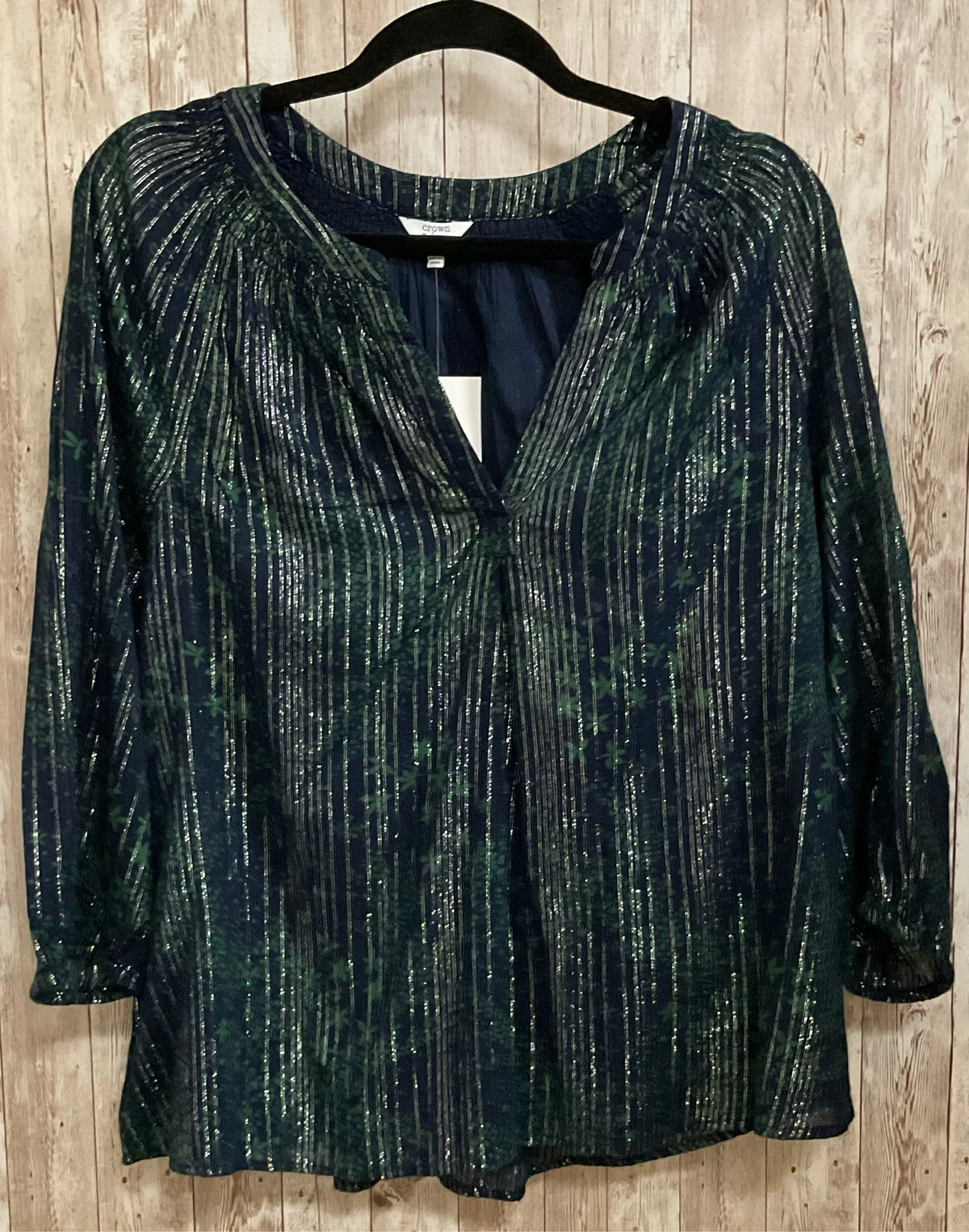 Size L CROWN & IVY NAVY AND GREEN Top