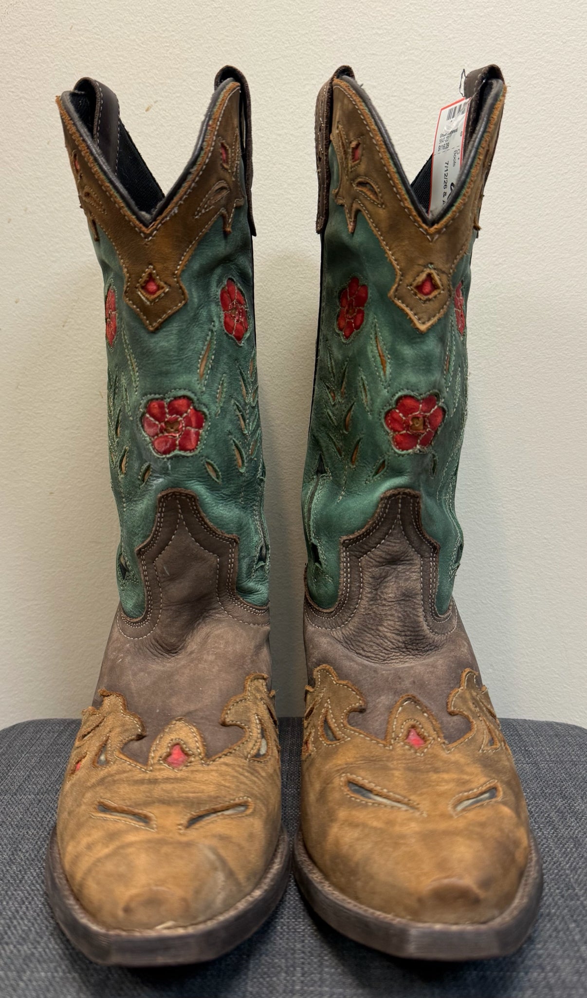 9 Laredo BLUE AND BROWN FLORAL Boots