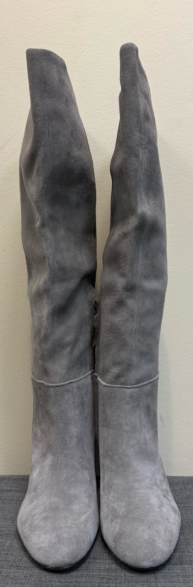 7 CALVIN KLEIN Gray Boots