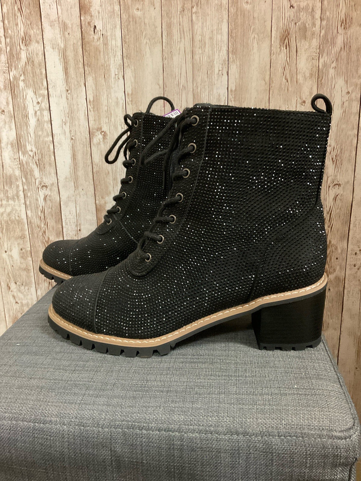 11 EST. 1946 Black Boots
