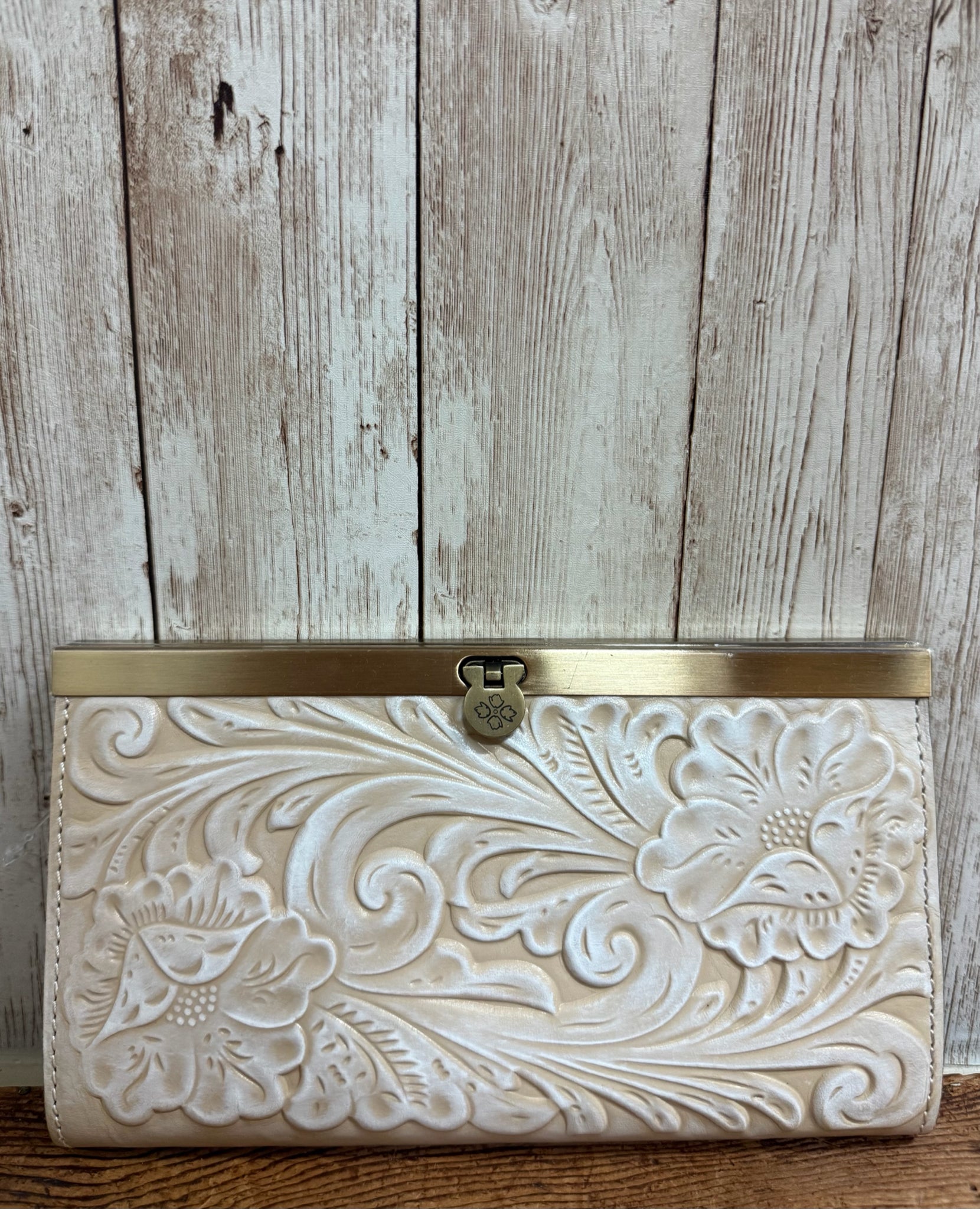 PATRICIA NASH Wallet