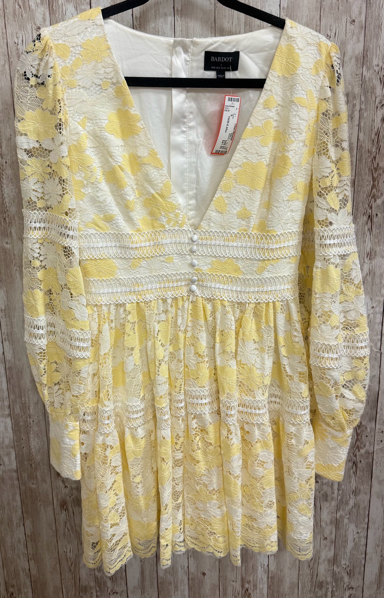 Size S BARDOT YELLOW AND WHITE FLORAL Dress
