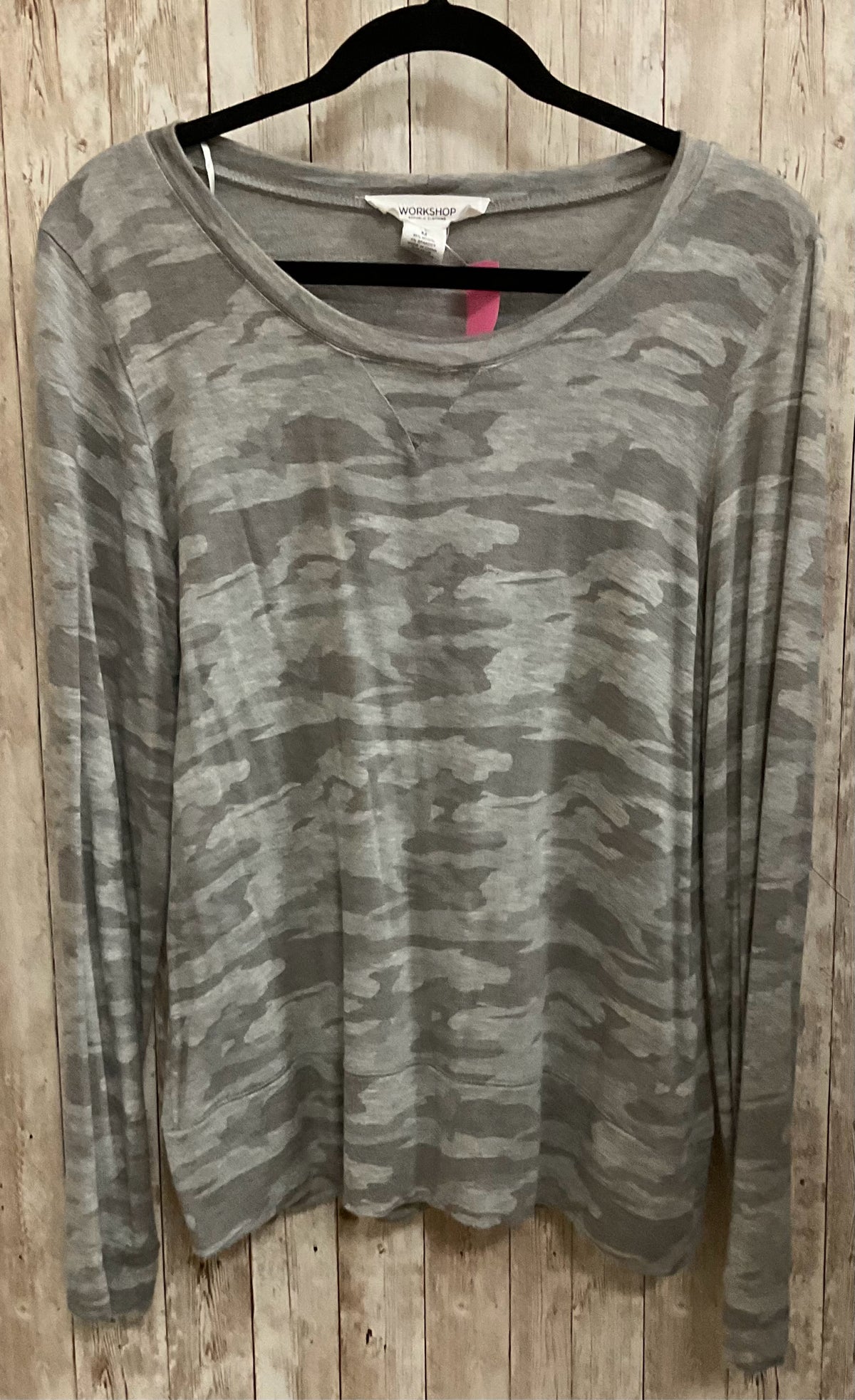 Size M WORKSHOP GREY CAMO Top