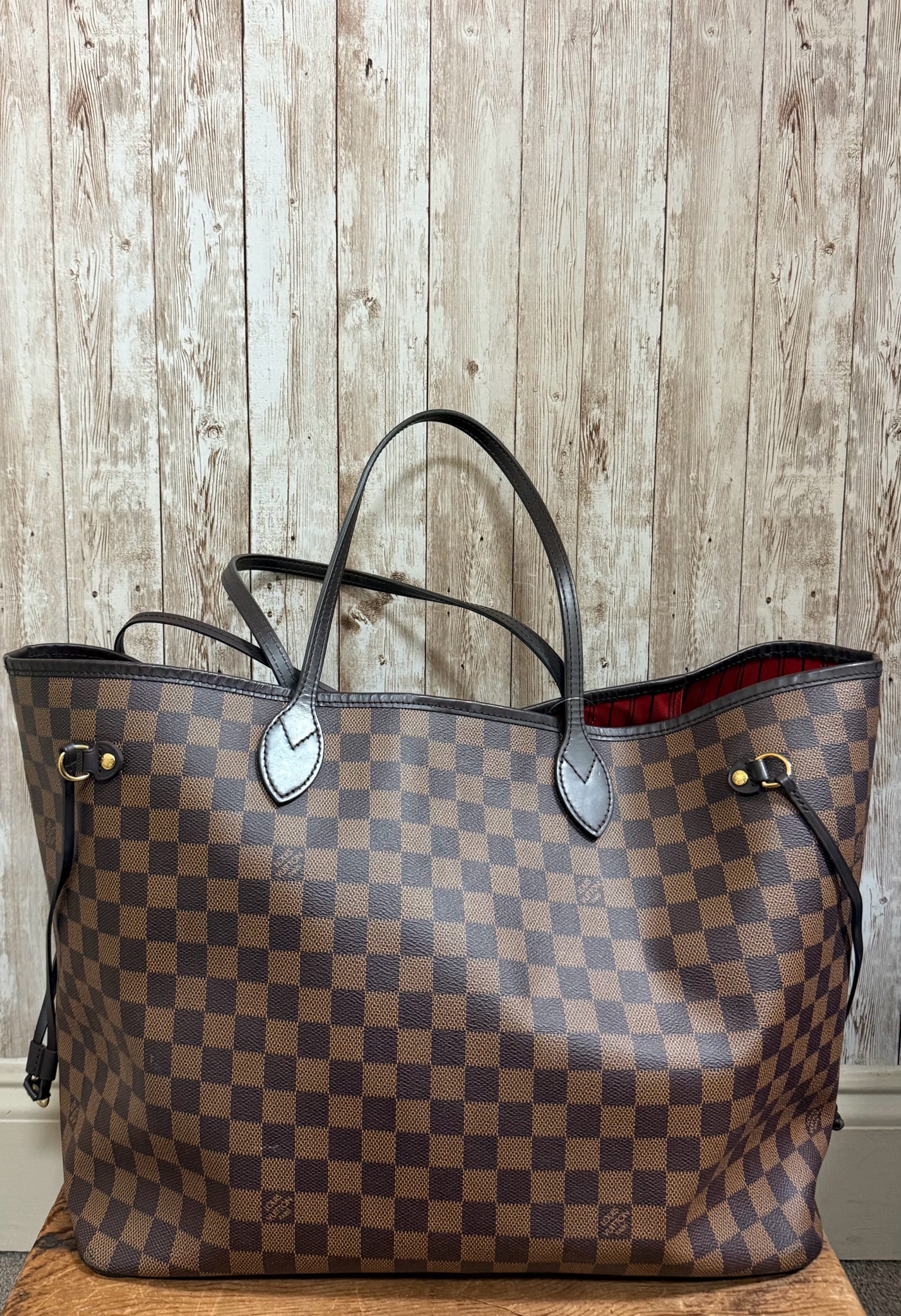 LOUIS VUITTON Tote