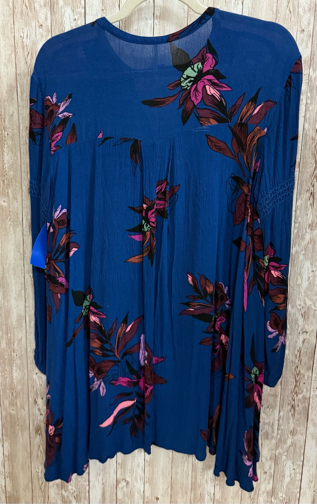 Size S FREE PEOPLE Blue Print Top