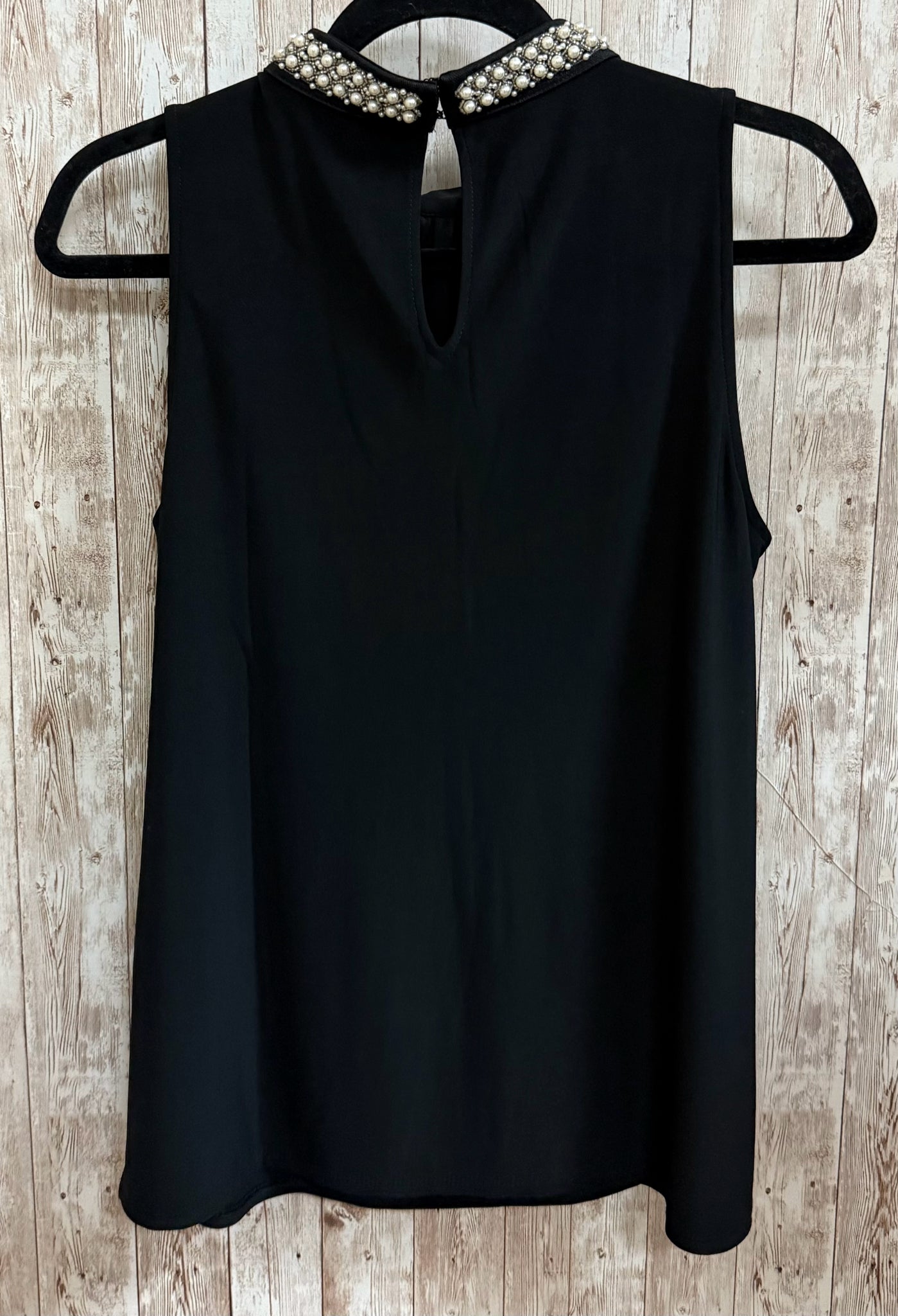 Size M WHITEHOUSE/BLACK MKT Black Top