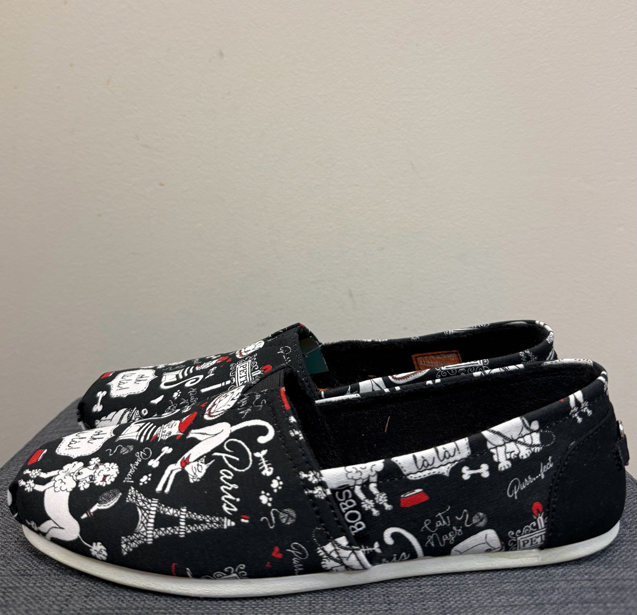 8.5 BOBS Black Print SHOES