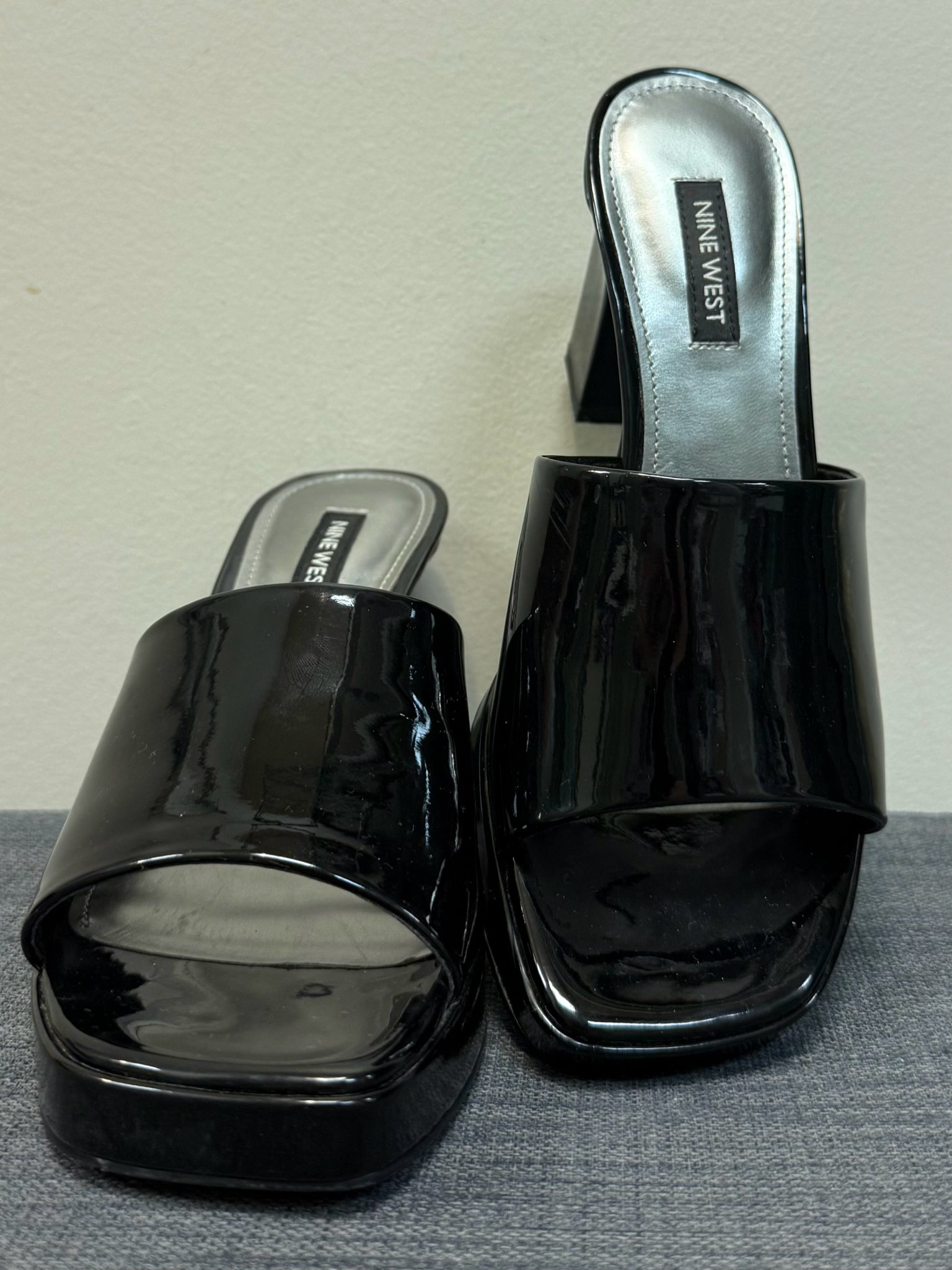 7 NINE WEST Black Sandals