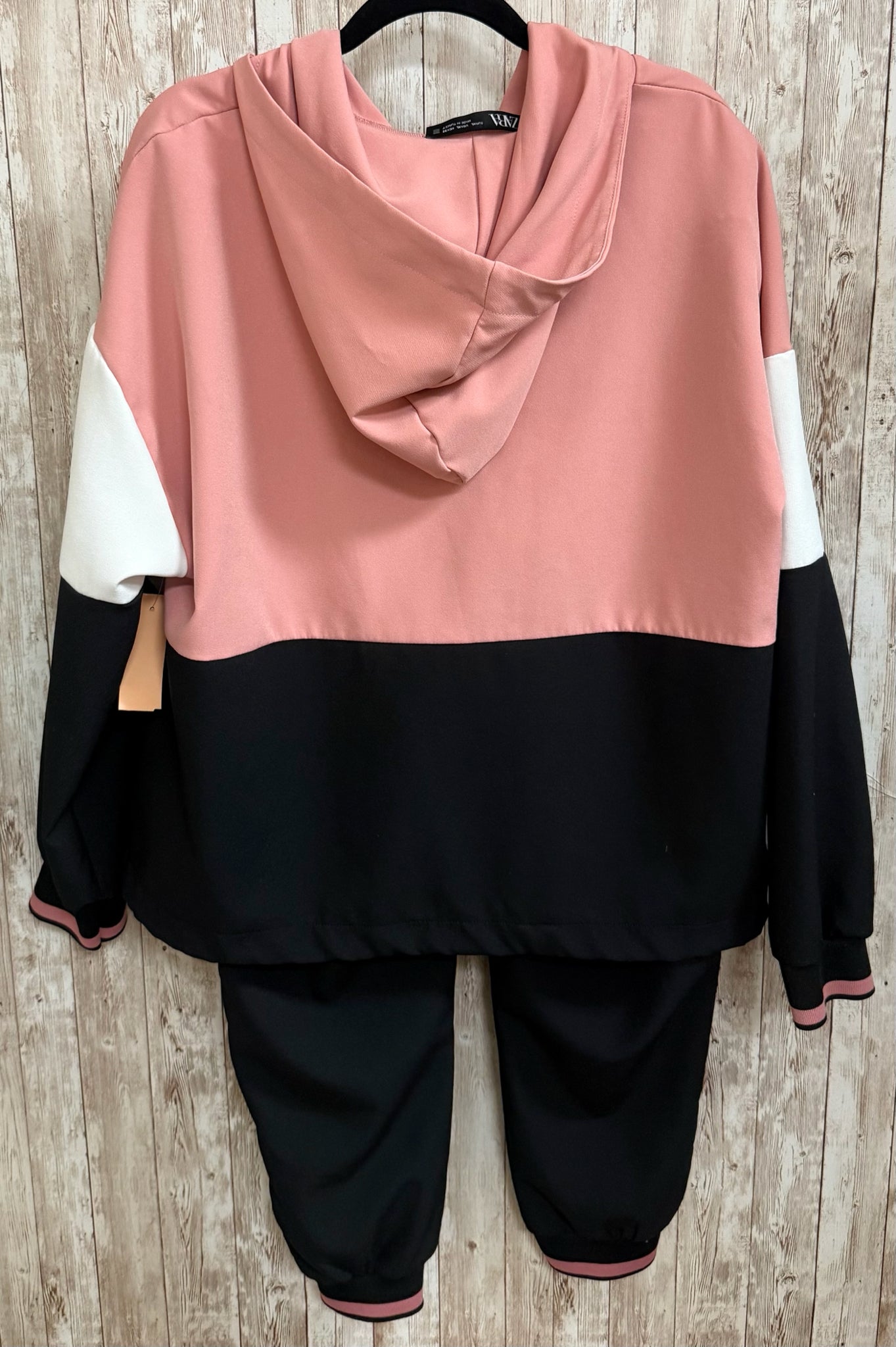 Size XL ZARA PINK AND BLACK 2 PC PANT SET