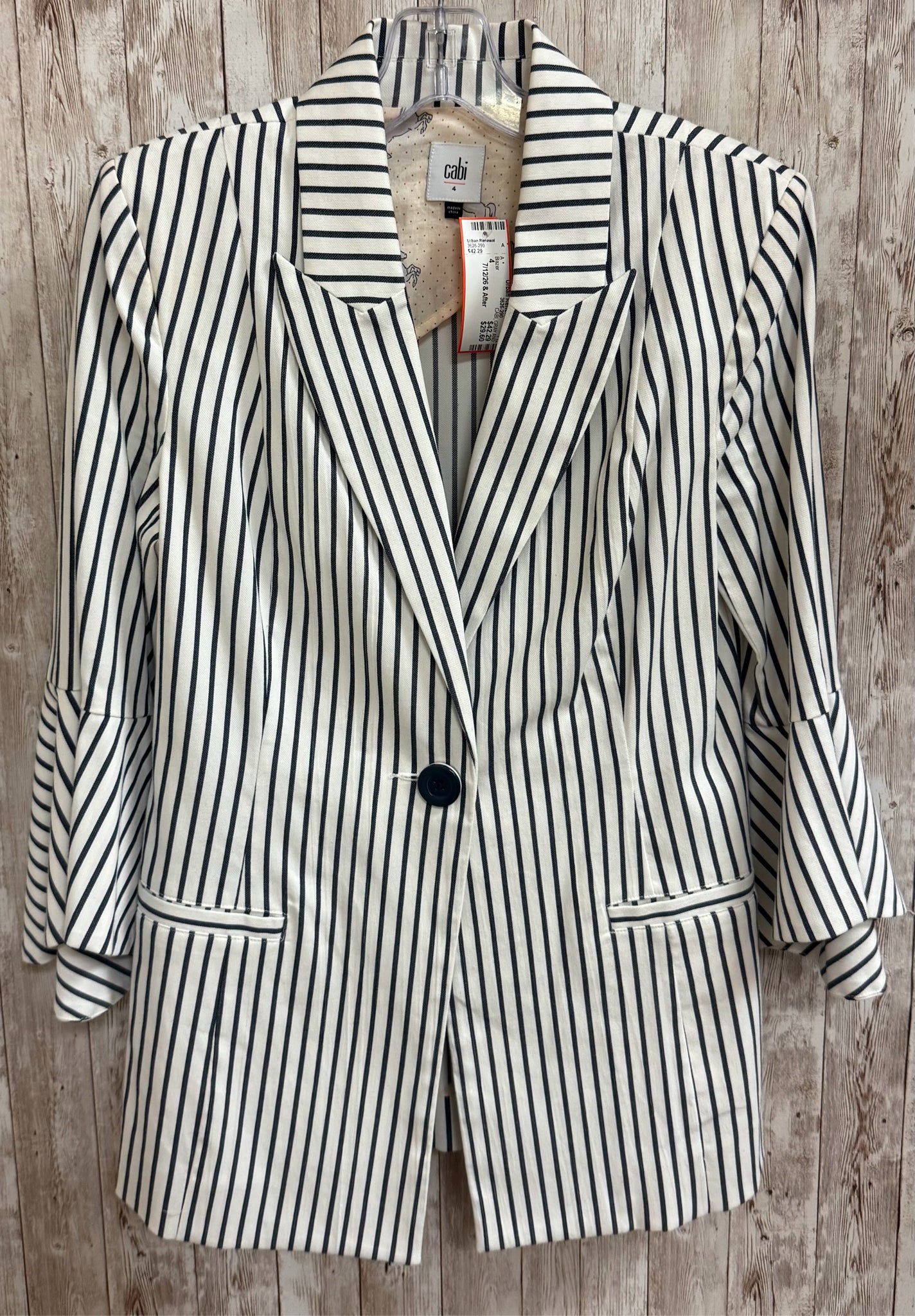 Size 4 CABI GRAY AND CREAM STRIPE Blazer