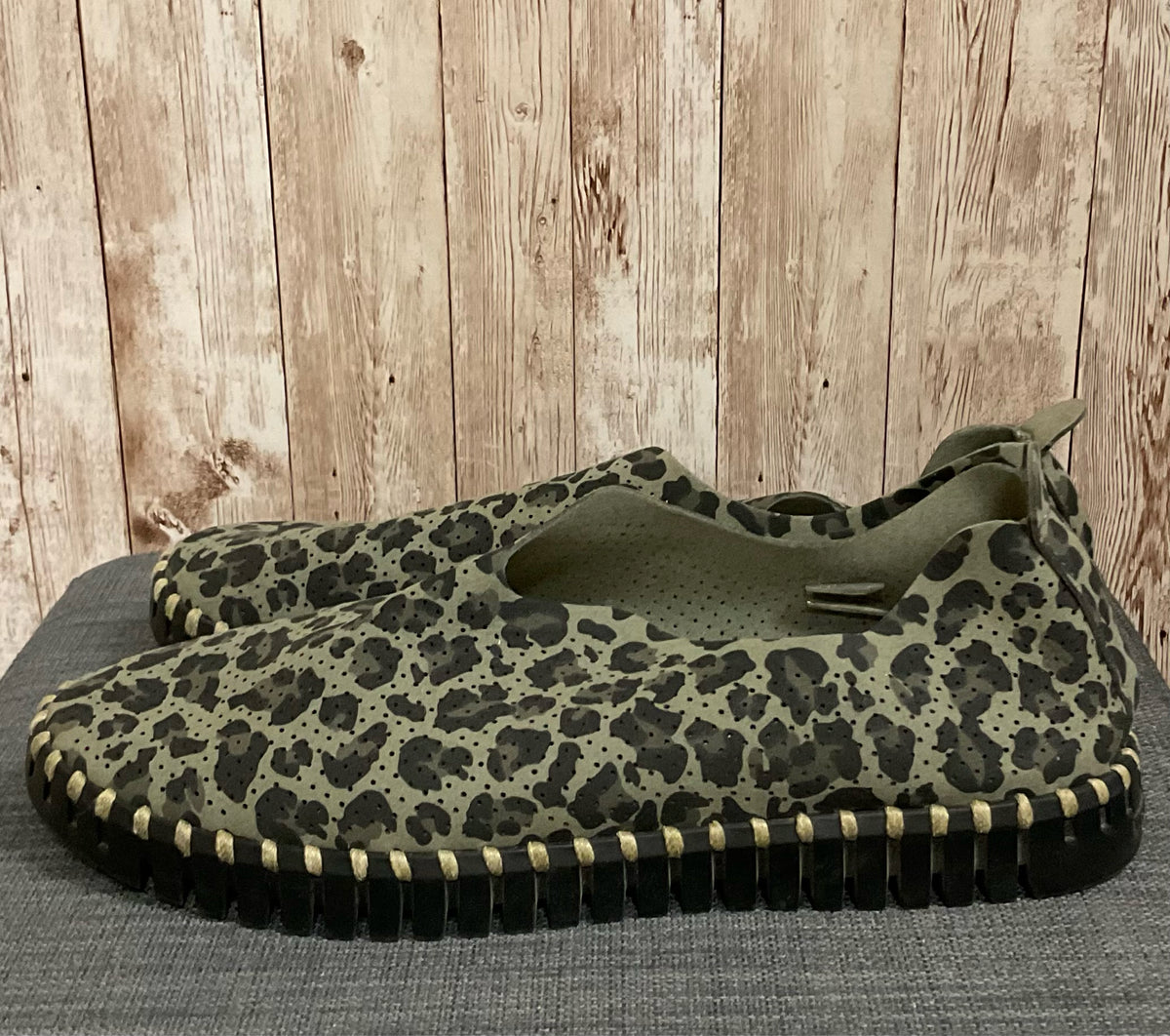 9 ILSE JACOBSEN Animal Print SHOES