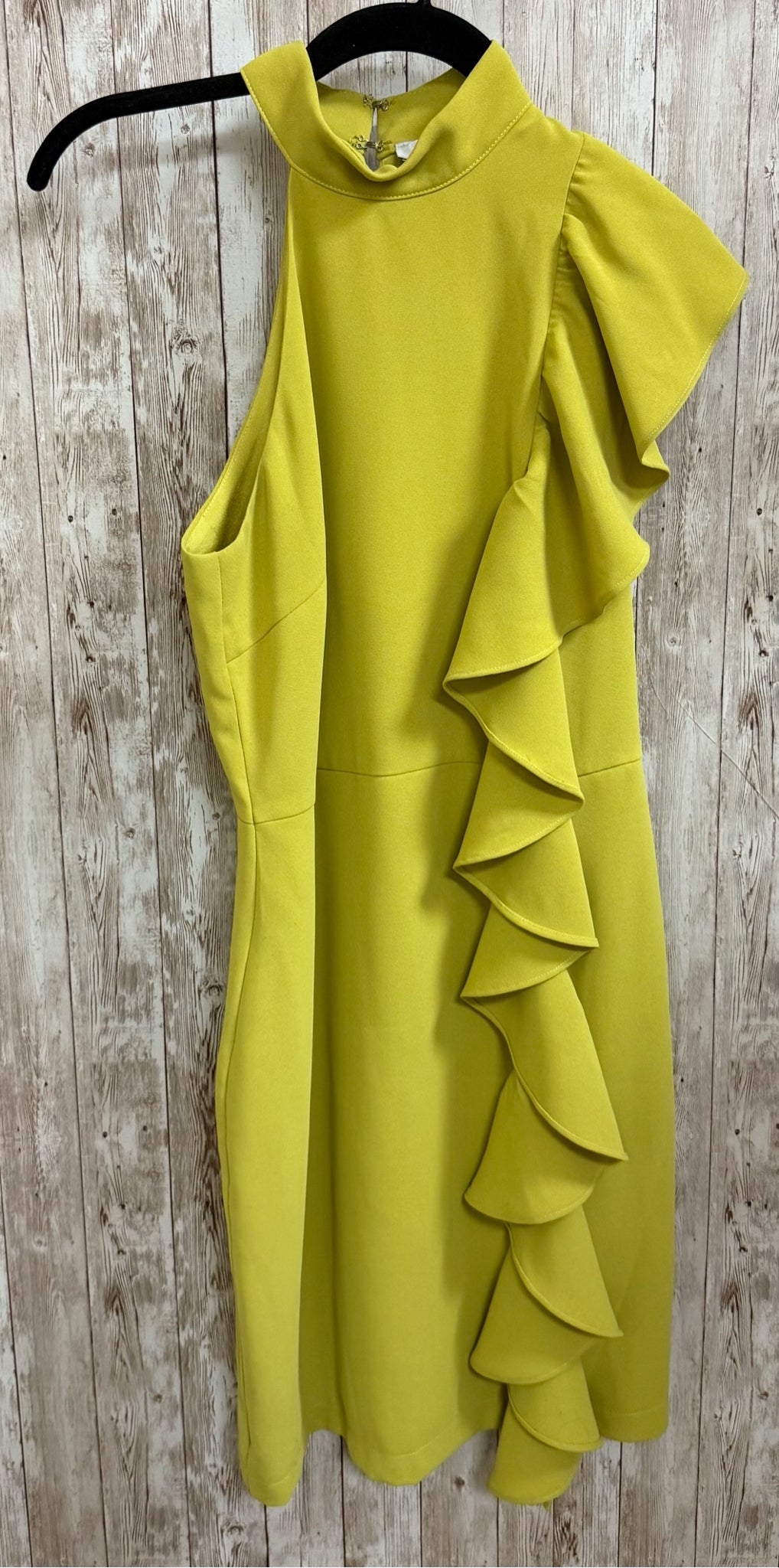 Size S ADELYN RAE CHARTREUSE Dress