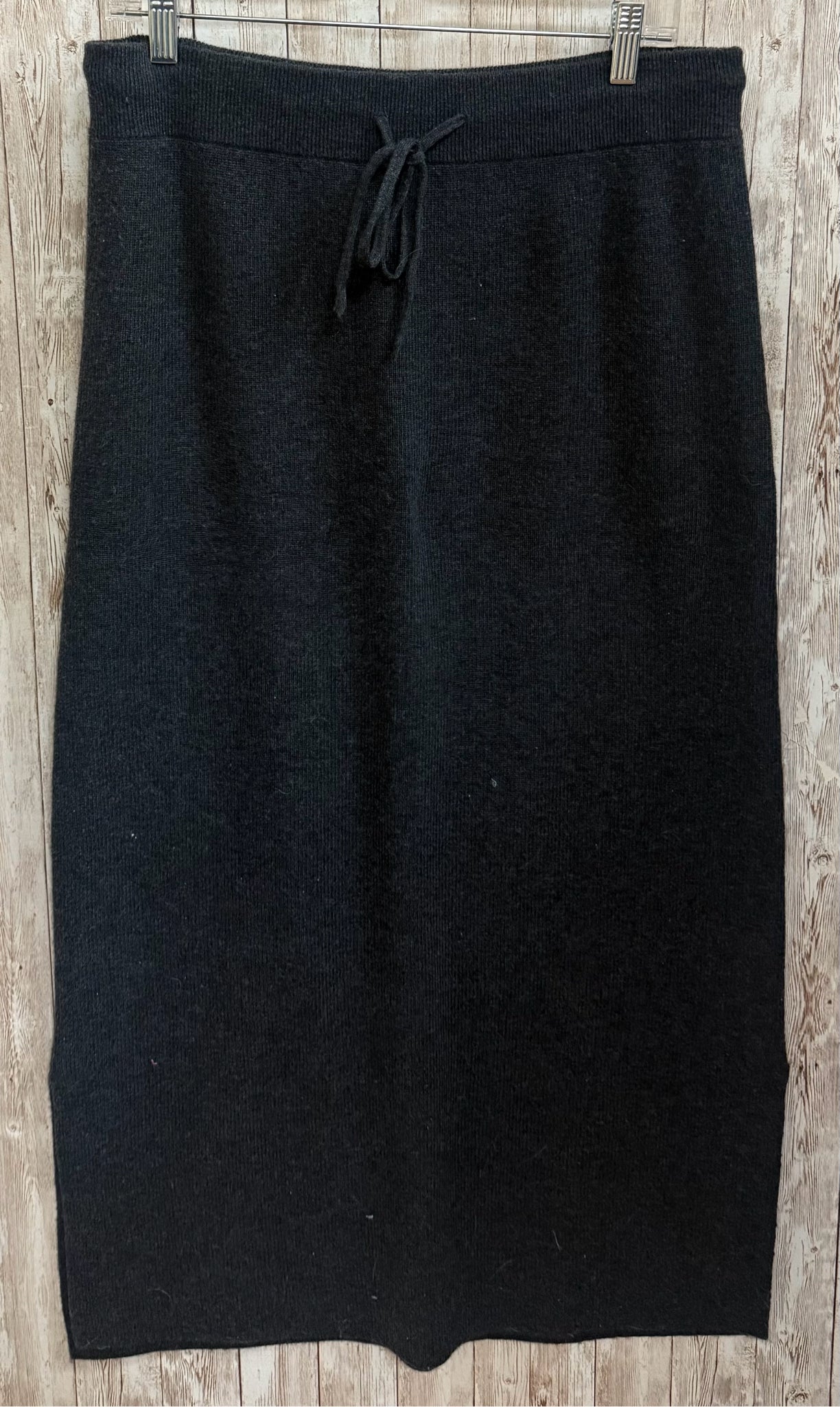 Size M SUNDANCE Charcoal Skirt