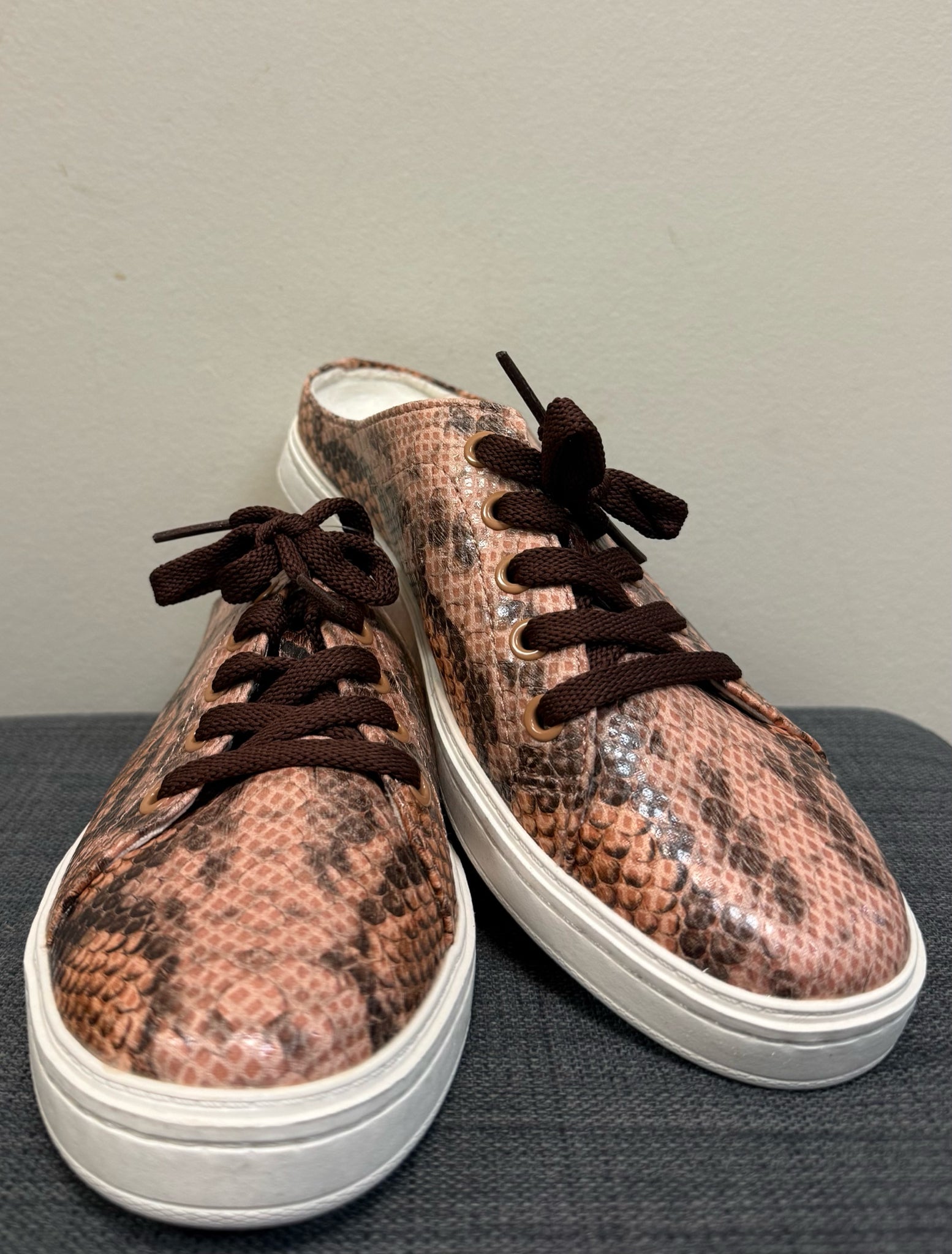 7.5 SOUL PINK & ANIMAL Sneakers