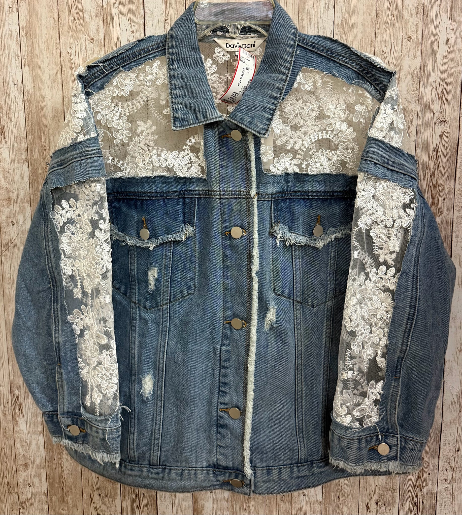 Size M Davi & Dani DENIM AND LACE Jacket