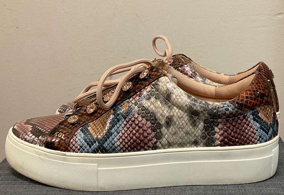 9.5 KURT GEIGER BROWN SNAKE SHOES