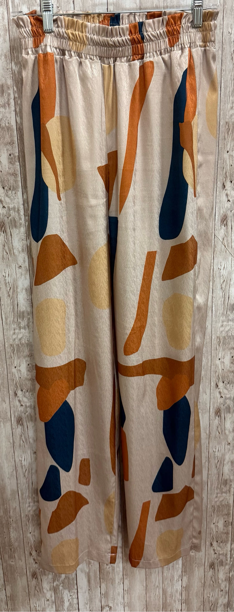 Size L DIARRABLU TAUPE AND BLUE Pants