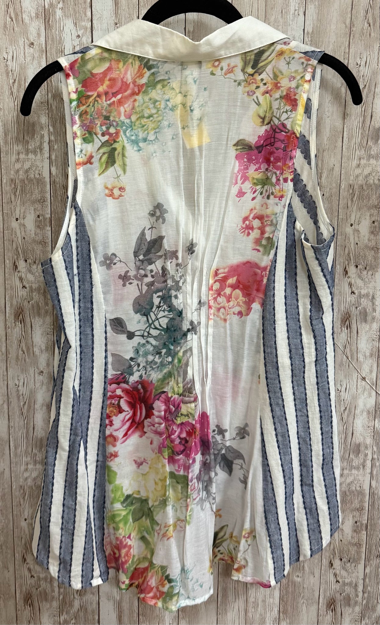 Size M Aratta Silent Journey White Print Top