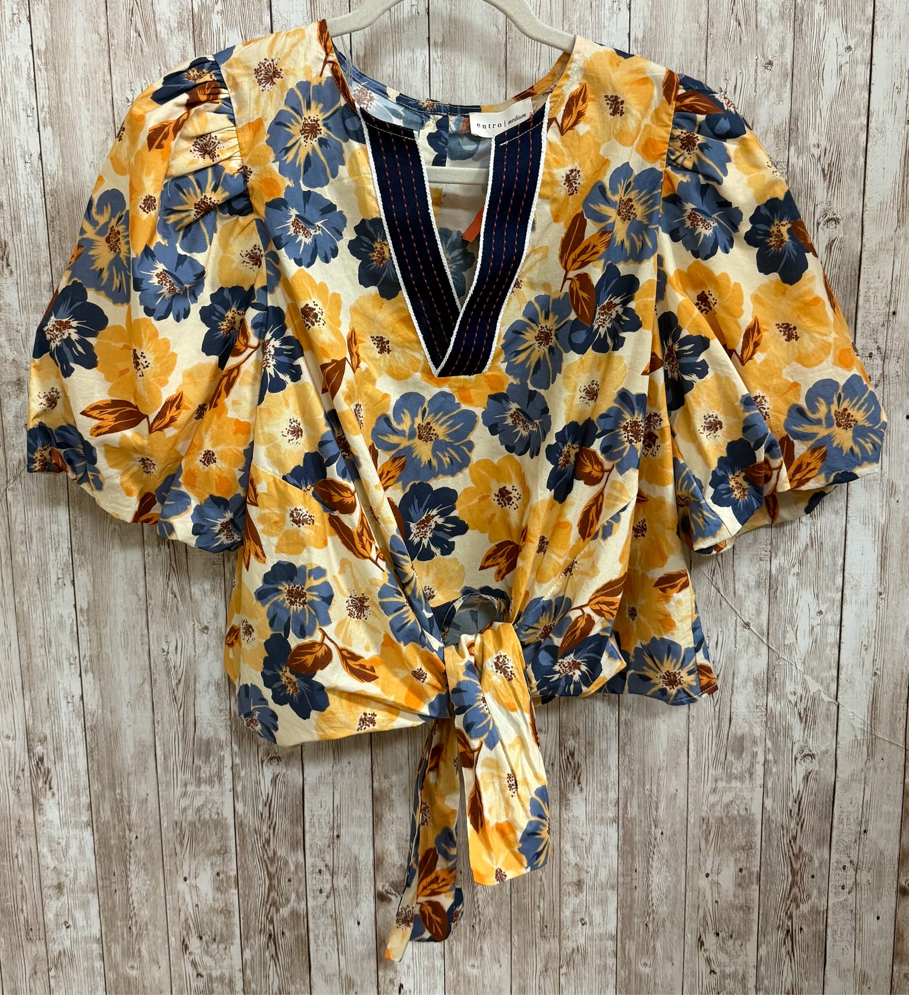 Size M ENTRO YELLOW & BLUE Top
