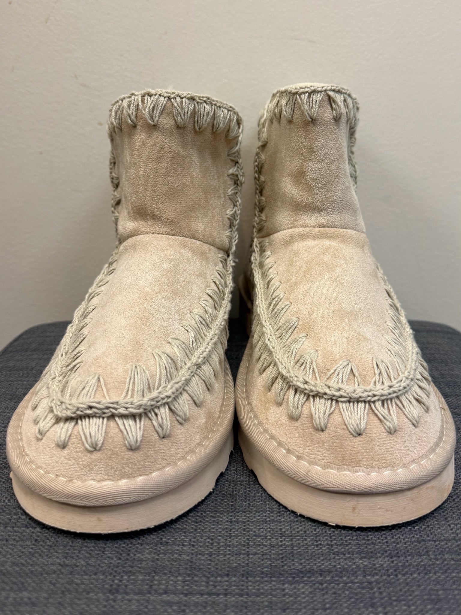 9 BEACH BY MATISSE Tan Boots