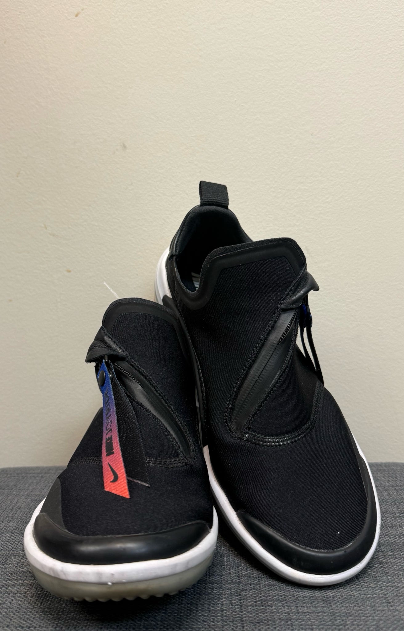 NIKE 6.5 Black Sneakers