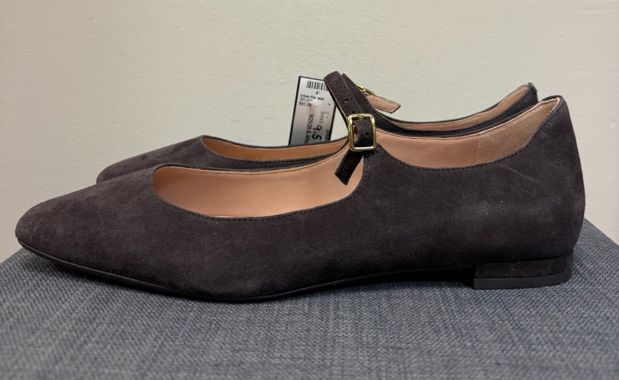 9.5 COLE HAAN CHOCOLATE SHOES