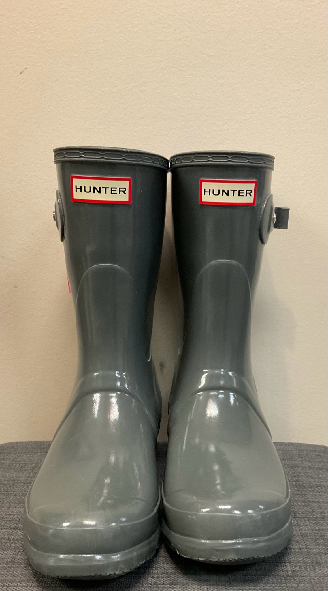 7 HUNTER Gray Boots