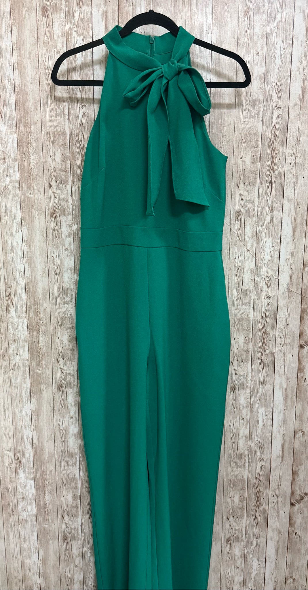 Size 8 VINCE CAMUTO Green Jumper