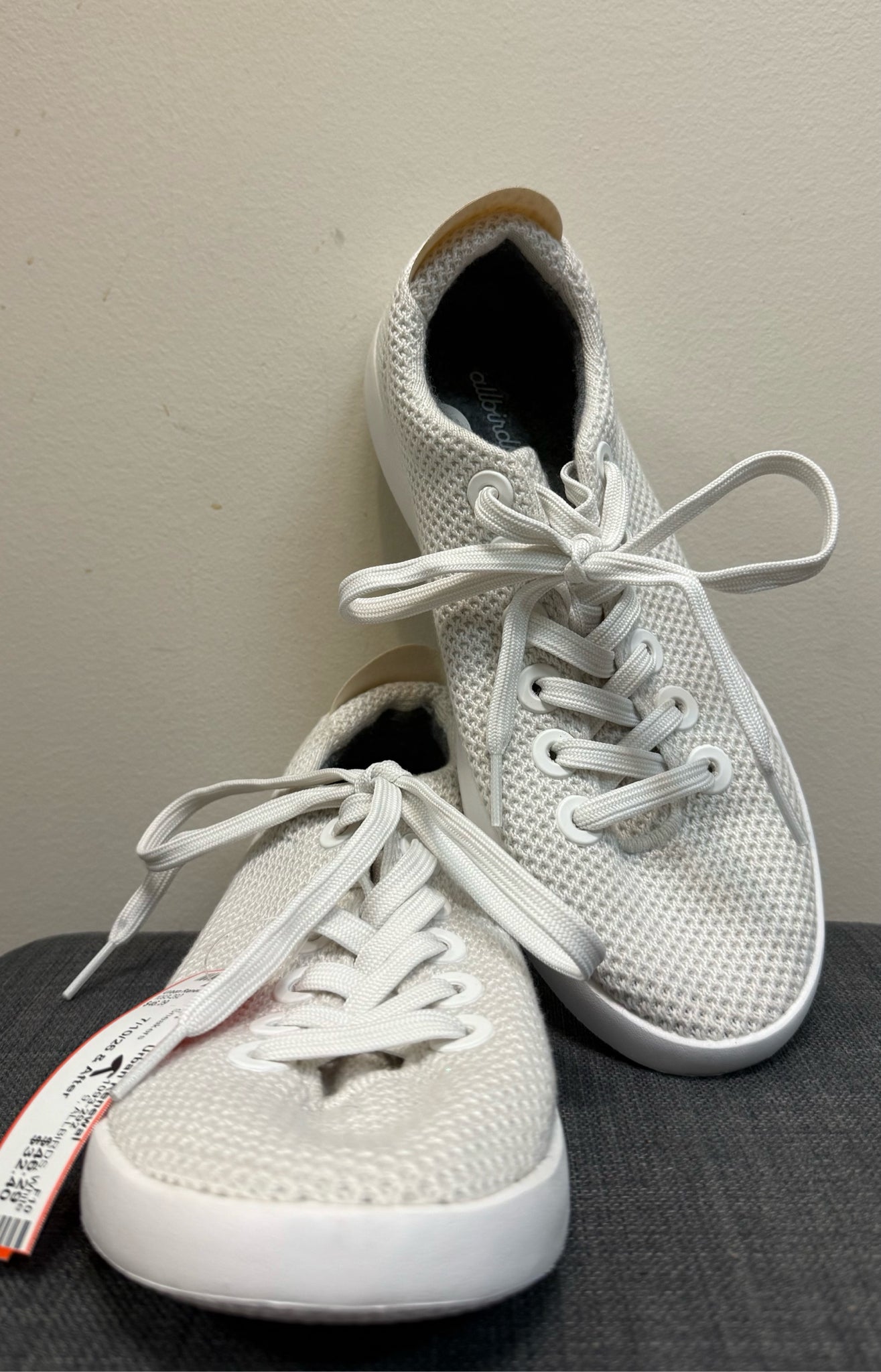 9 ALLBIRDS White Sneakers