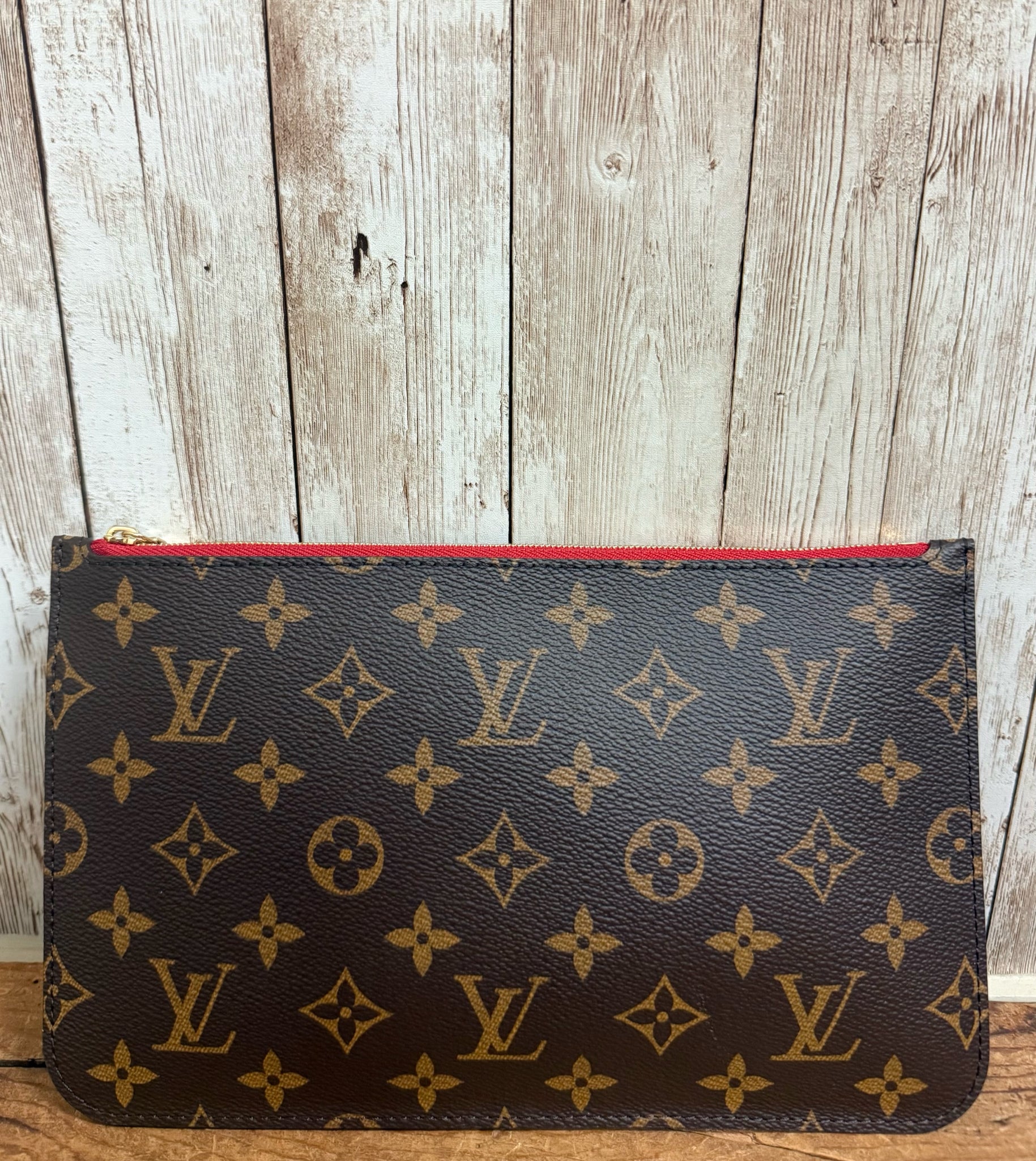 LOUIS VUITTON Wristlet