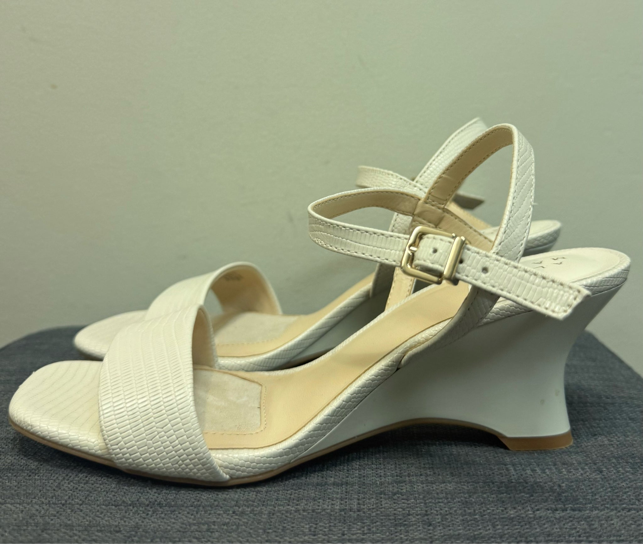 8 ALEX MARIE Beige SHOES