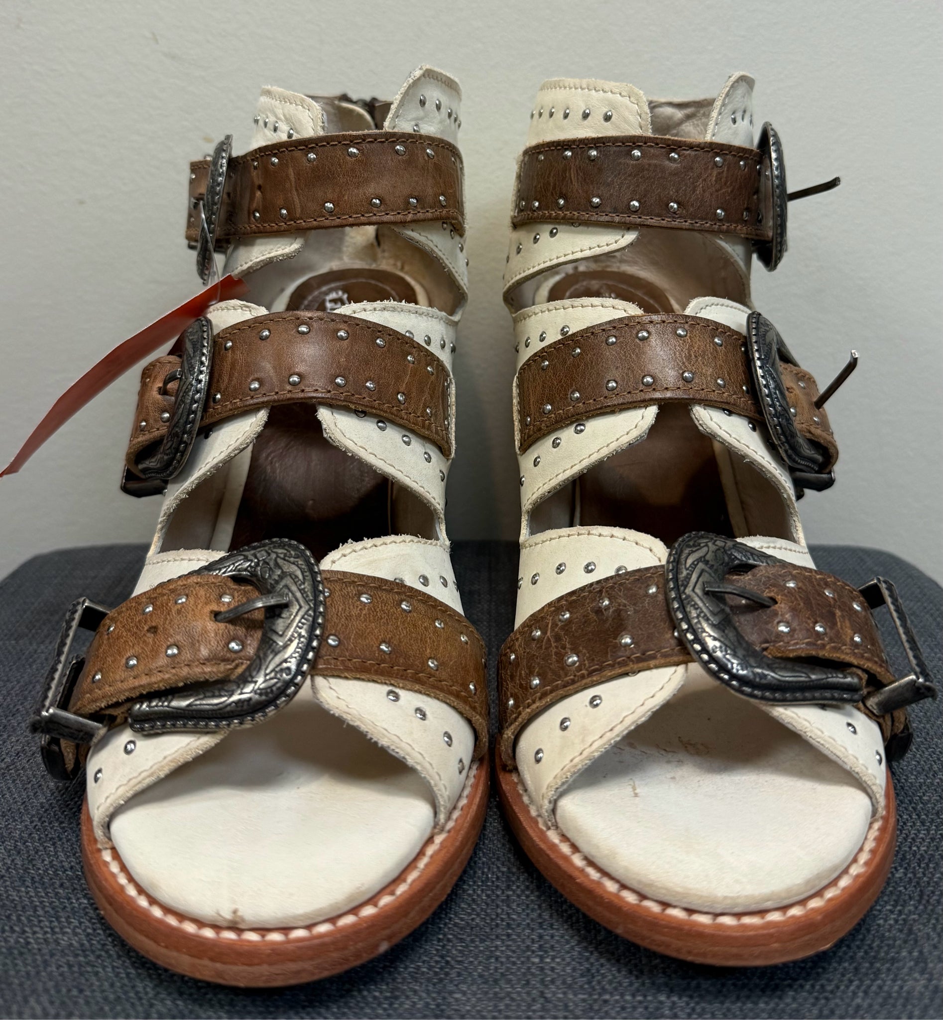 10 FREEBIRD BEIGE AND BROWN PLAID SHOES