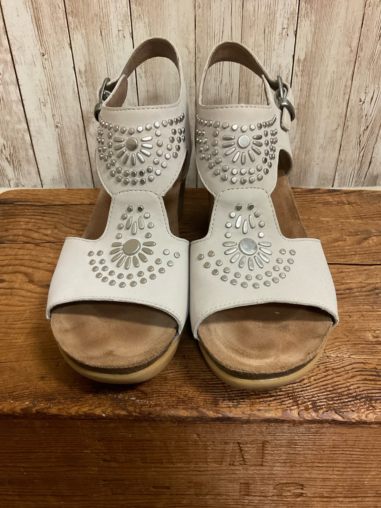 10 DANSKO Ivory Sandals