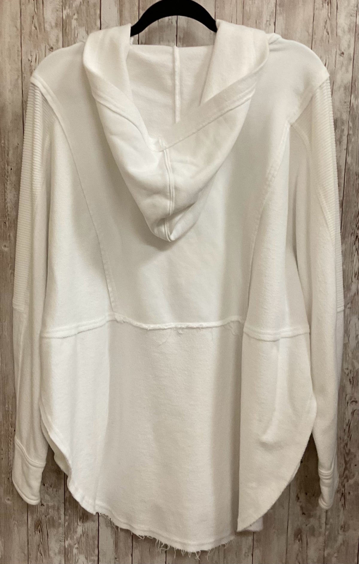 AEMI+CO White sweatshirt