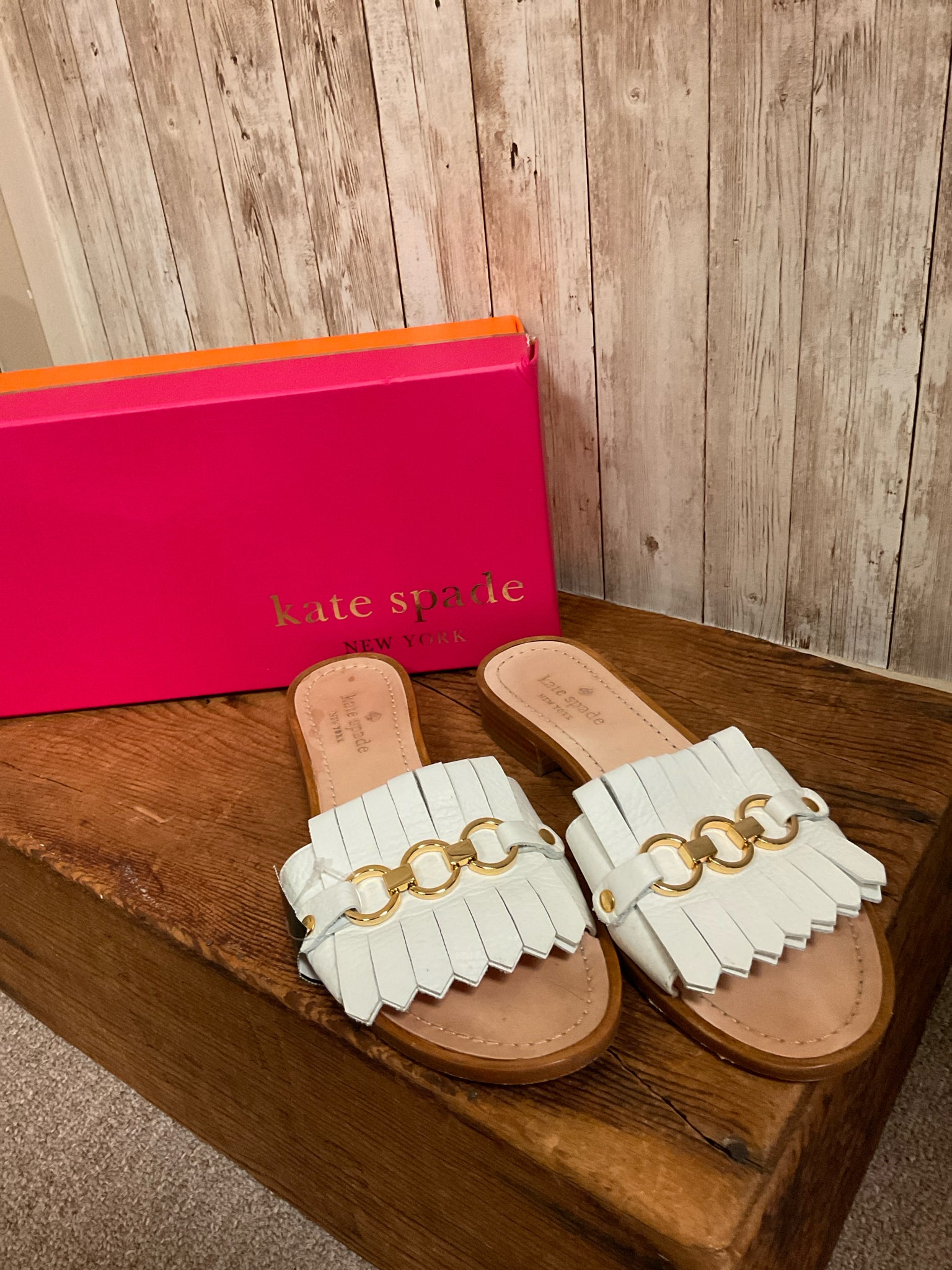 6.5 KATE SPADE OFF WHITE Sandals