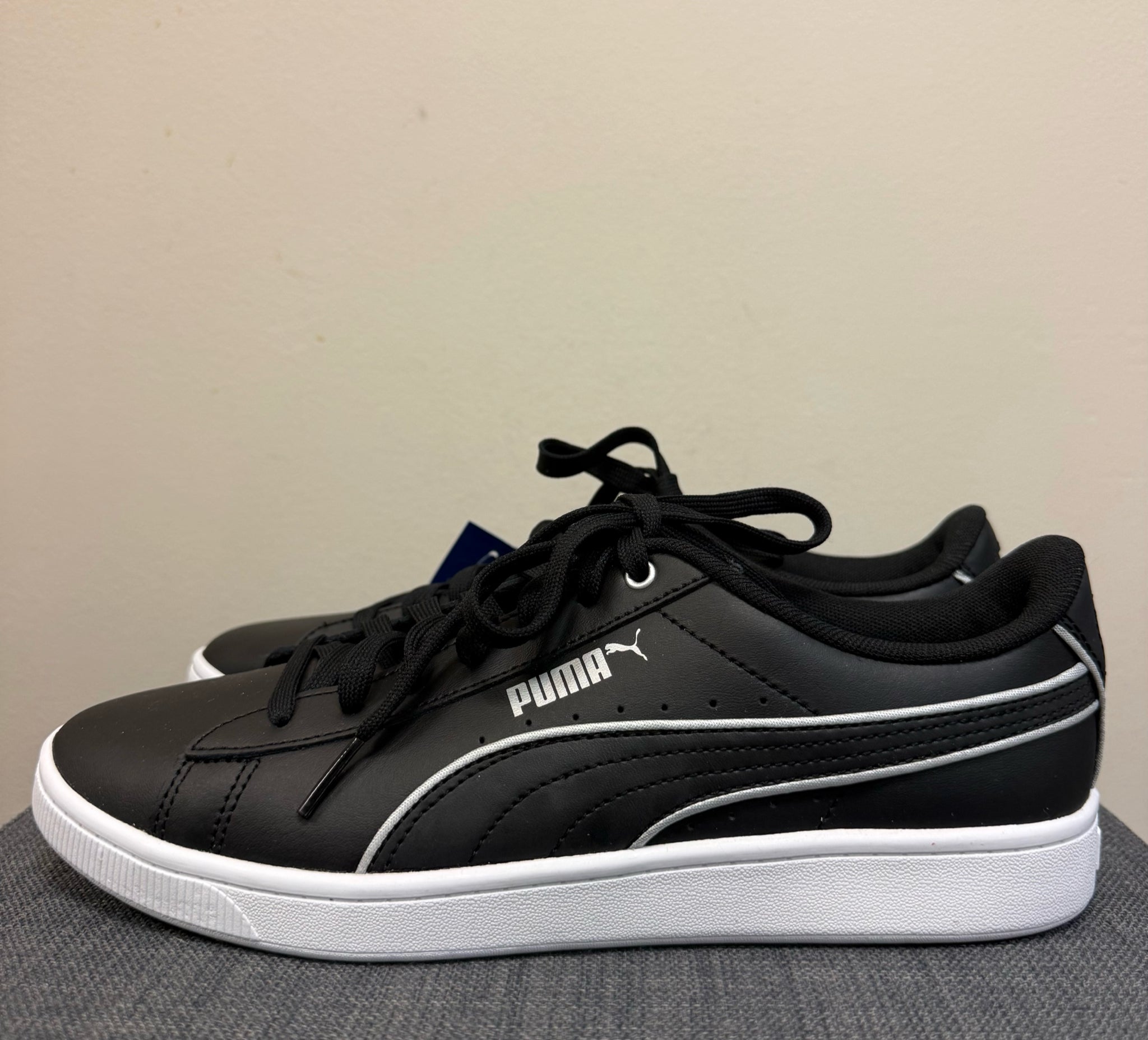 9 PUMA Black SHOES